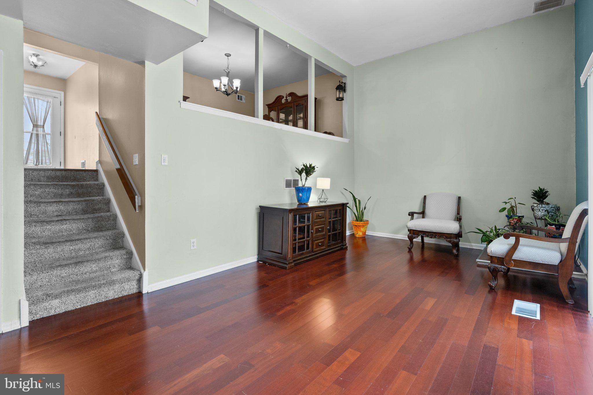 THE HIGHLANDS - Residential