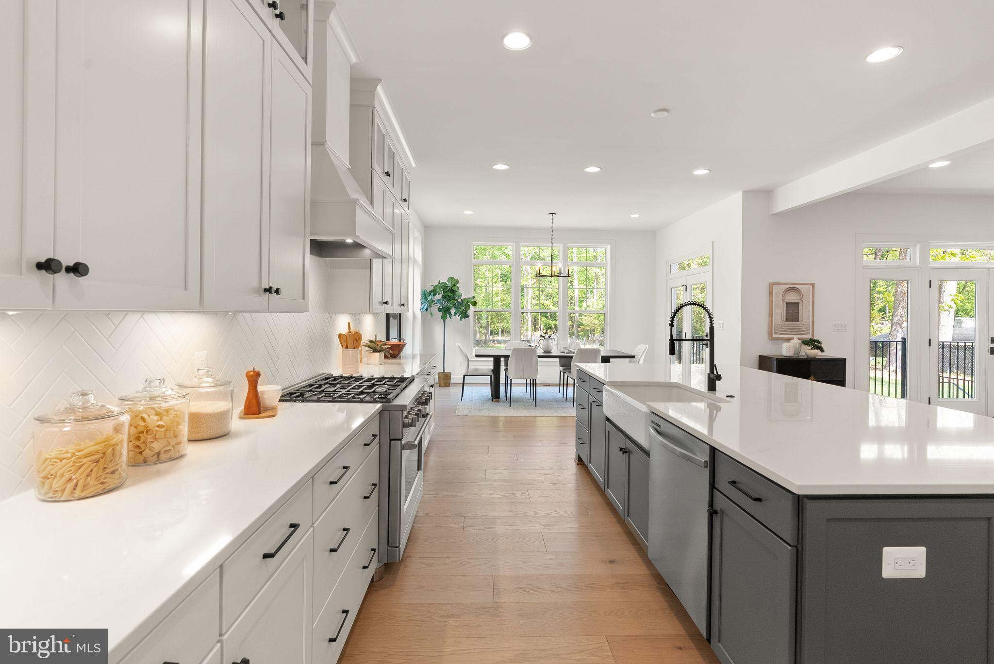 BETHESDA OUTSIDE - Residential