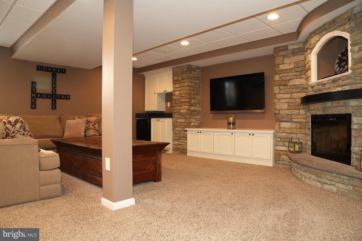 ROTHSVILLE STATION - Residential
