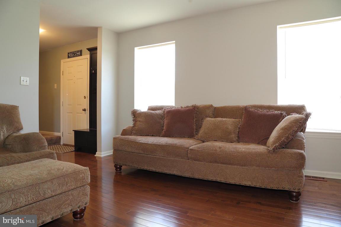 ROTHSVILLE STATION - Residential