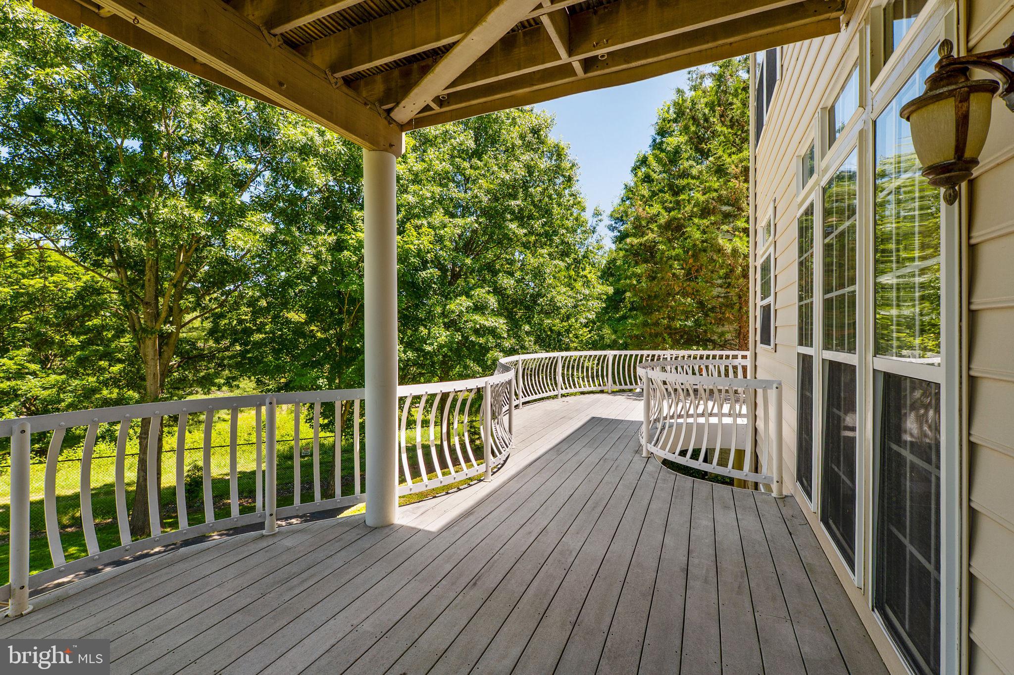QUINCE ORCHARD PARK - Residential