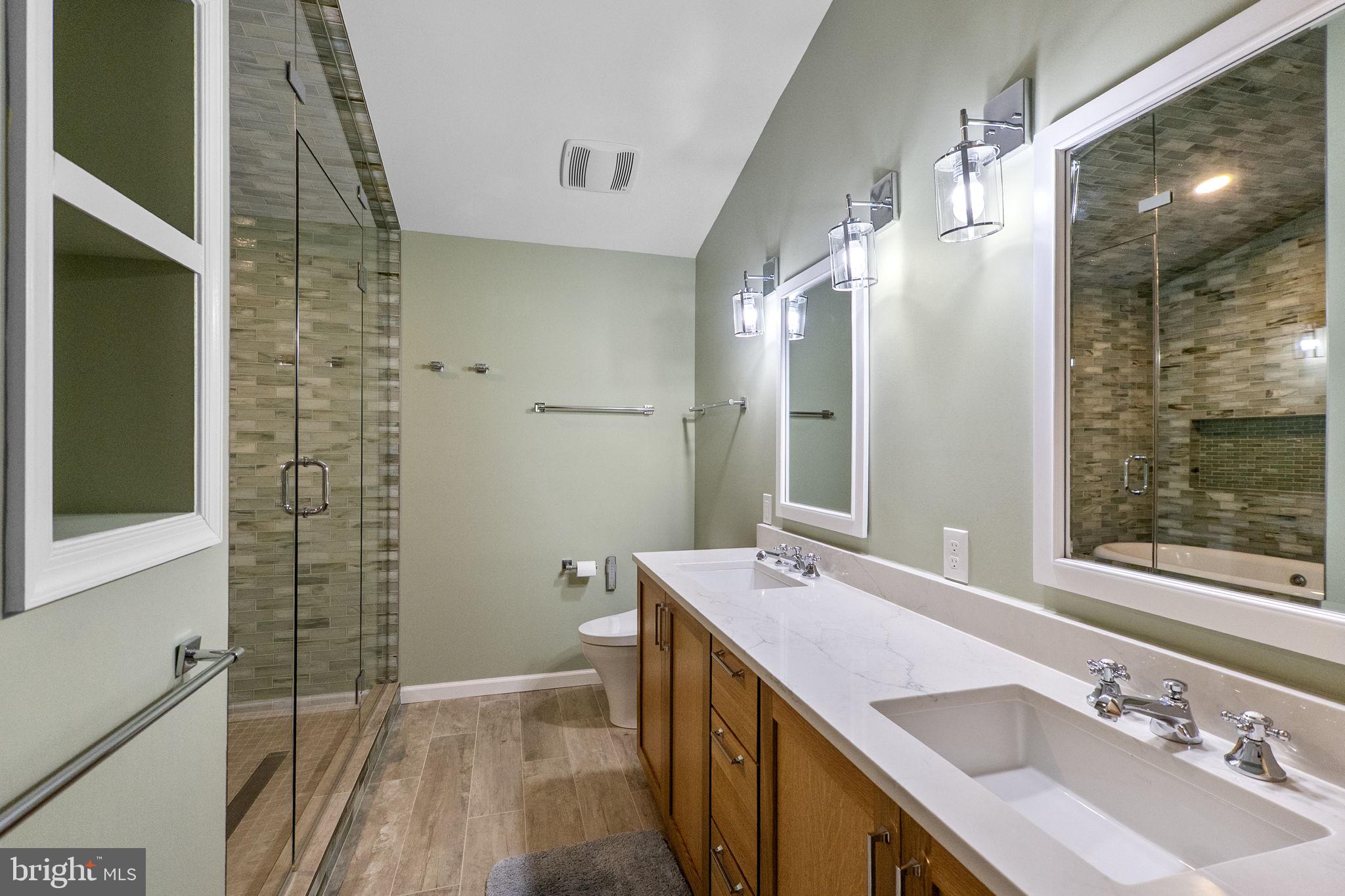 QUINCE ORCHARD PARK - Residential