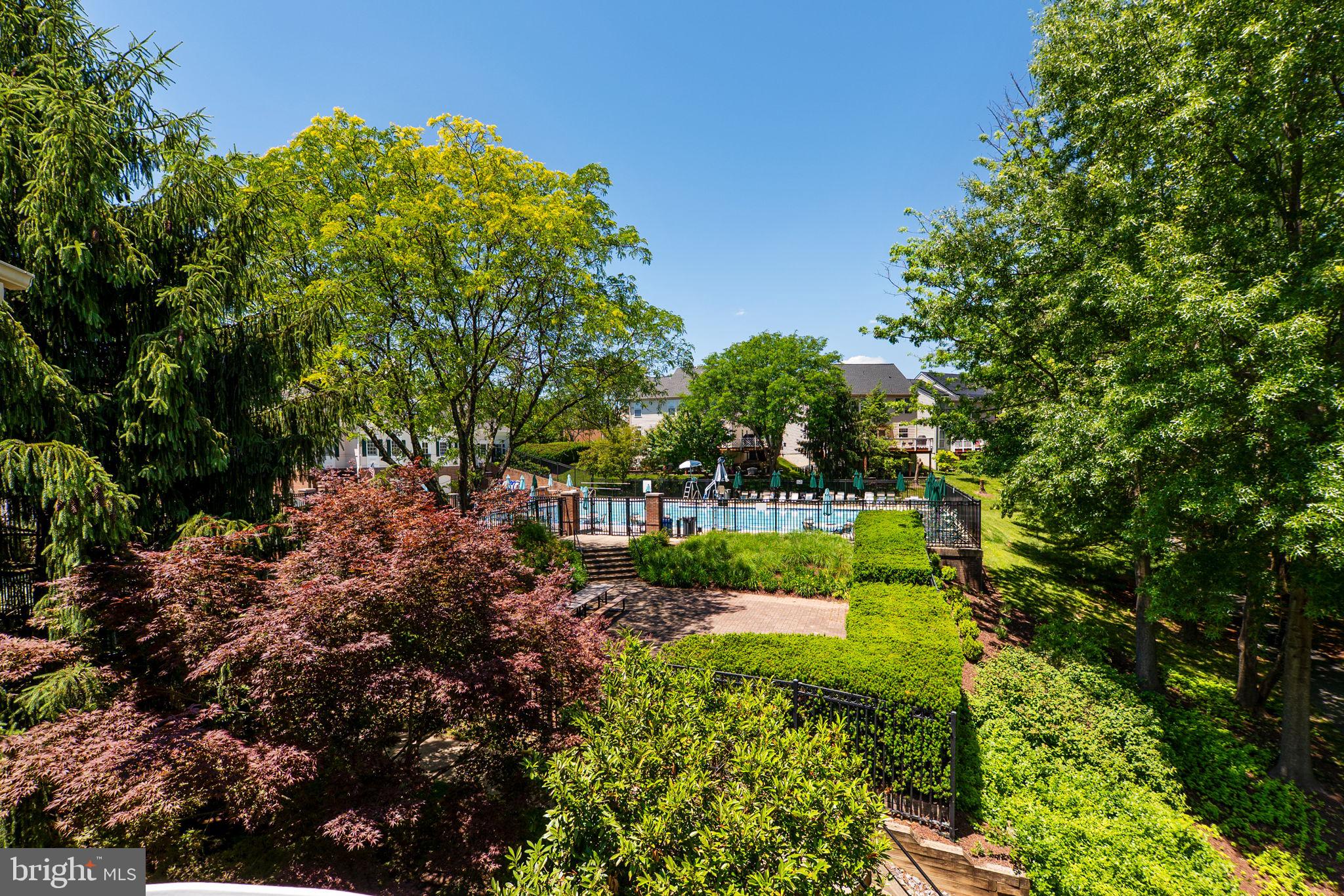 QUINCE ORCHARD PARK - Residential