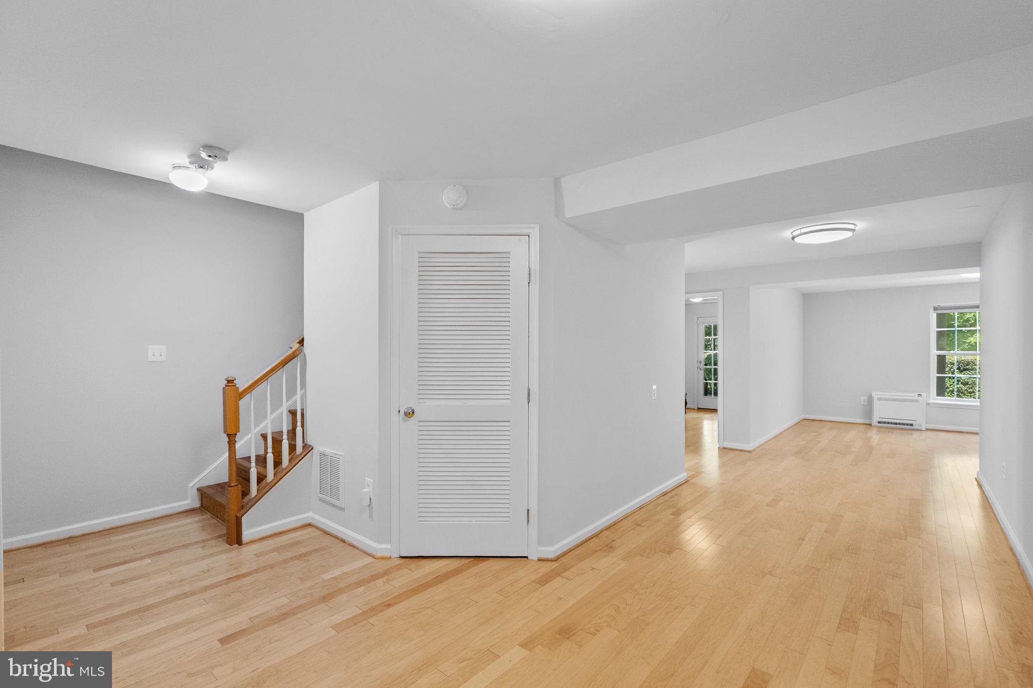 QUINCE ORCHARD PARK - Residential
