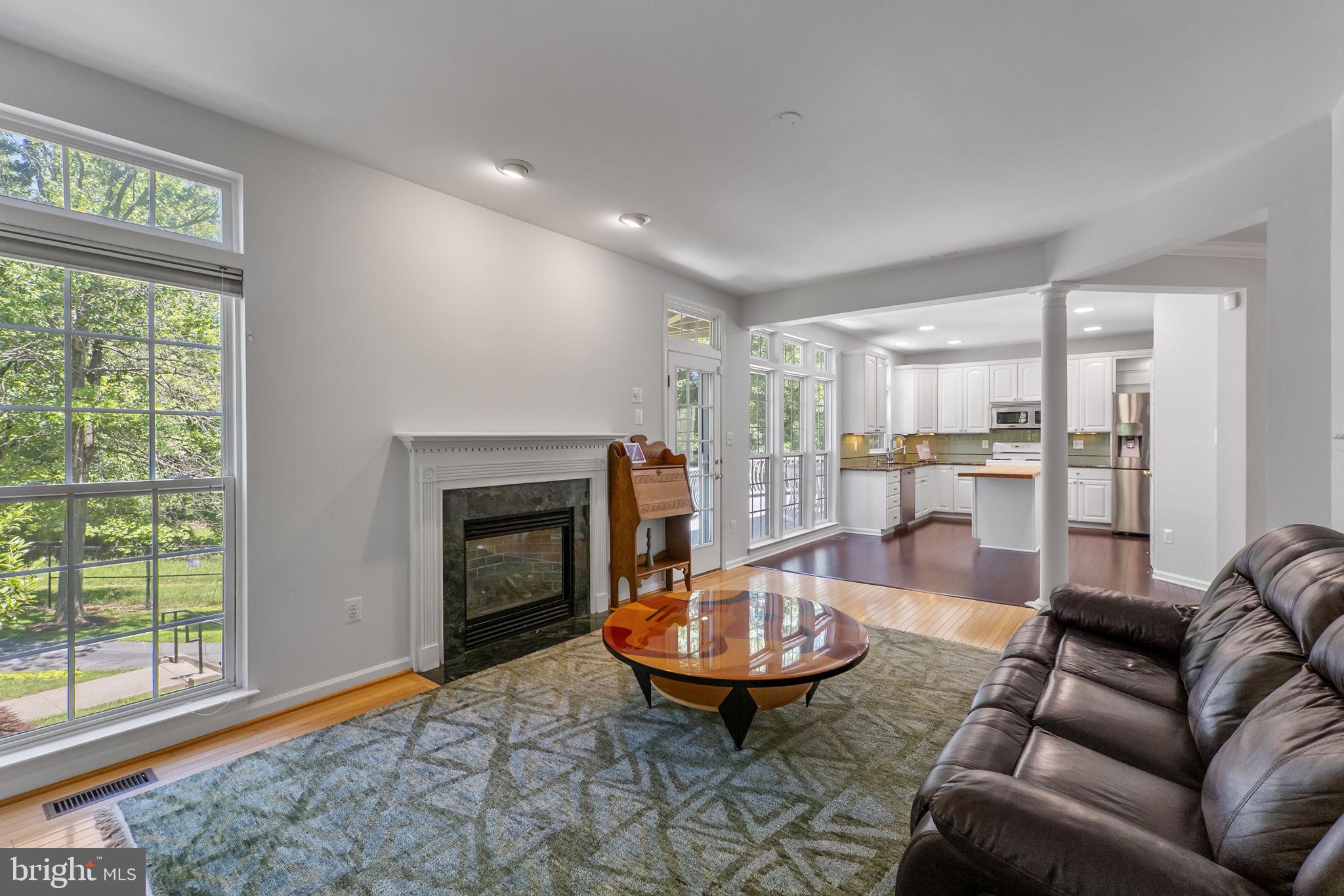 QUINCE ORCHARD PARK - Residential