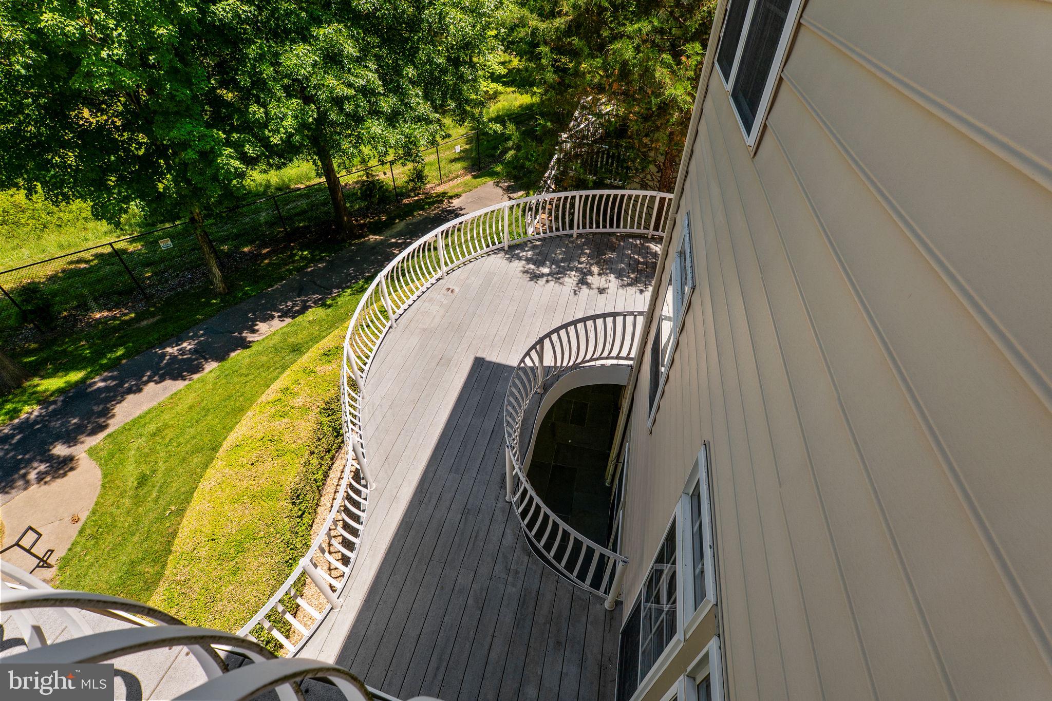 QUINCE ORCHARD PARK - Residential