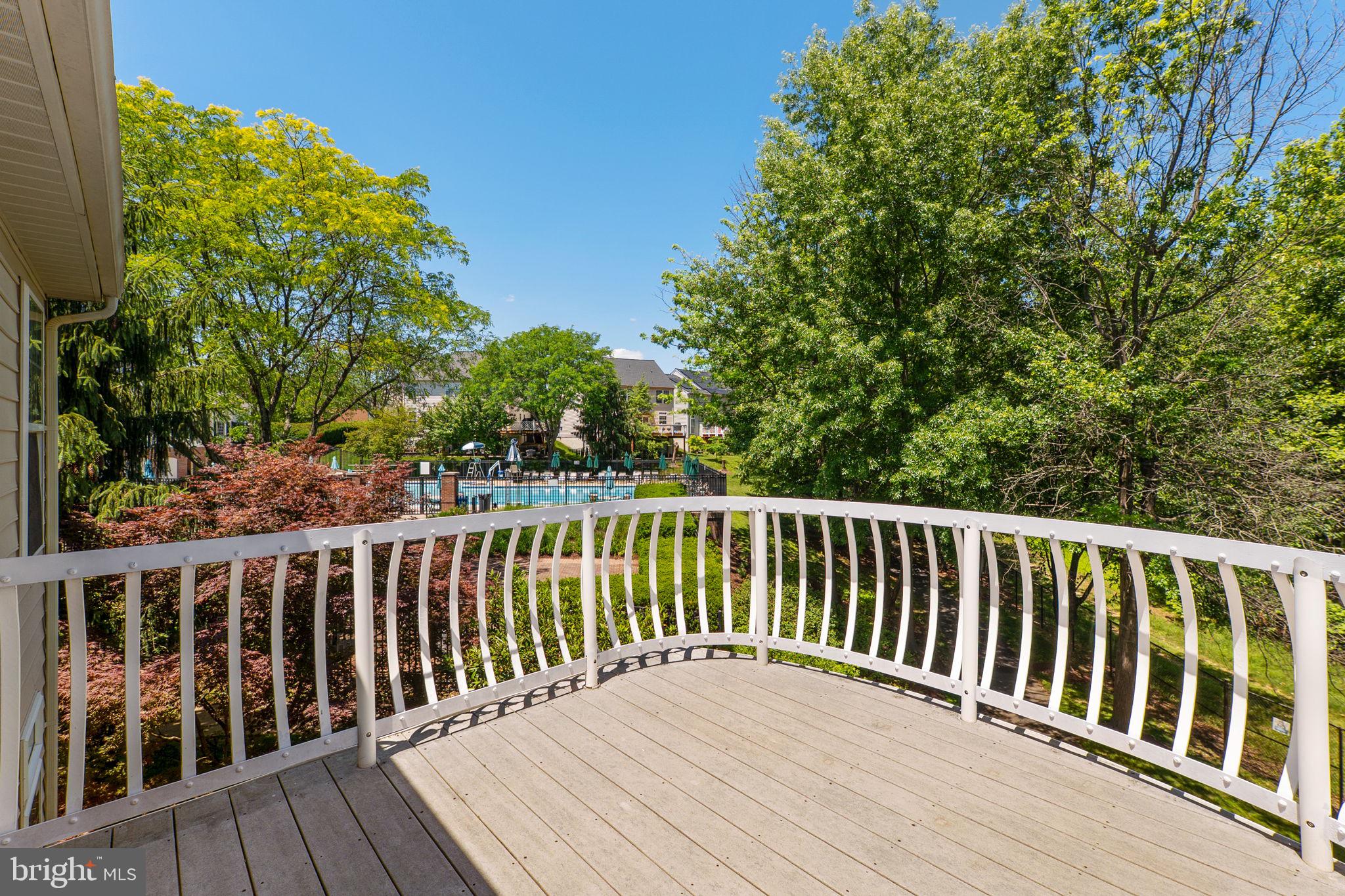QUINCE ORCHARD PARK - Residential