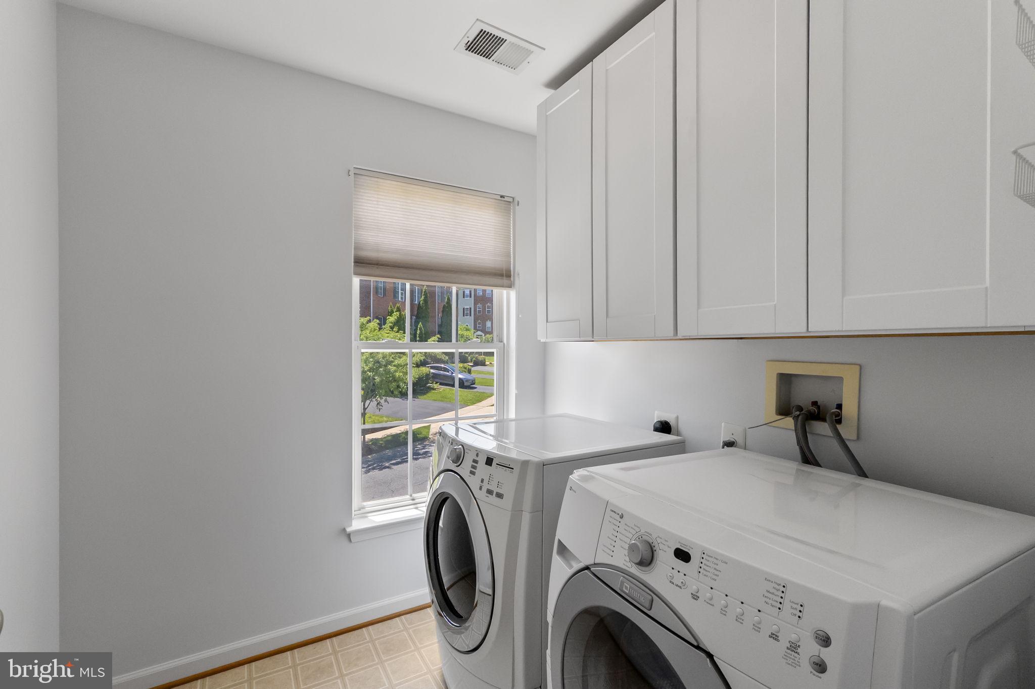 QUINCE ORCHARD PARK - Residential