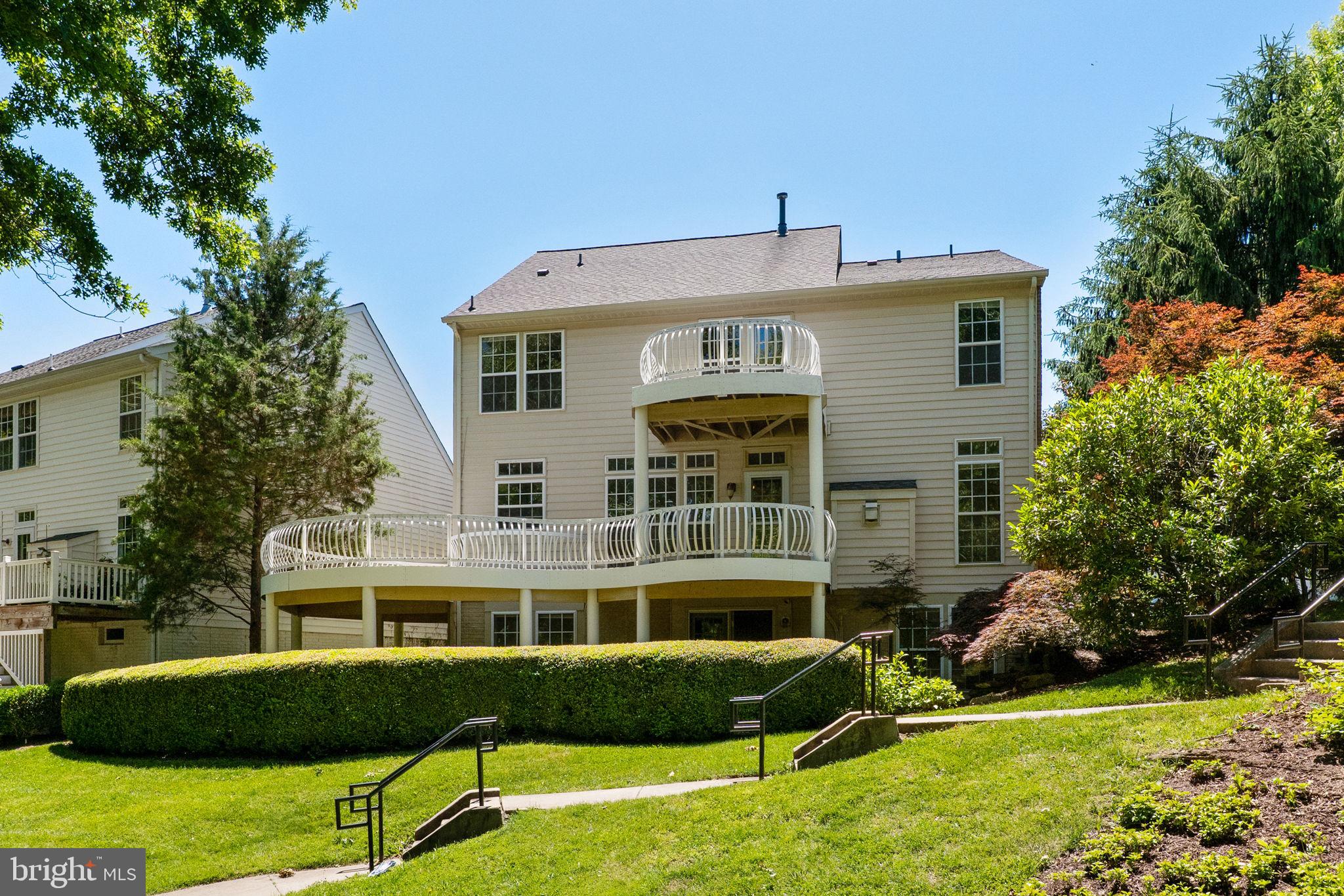 QUINCE ORCHARD PARK - Residential