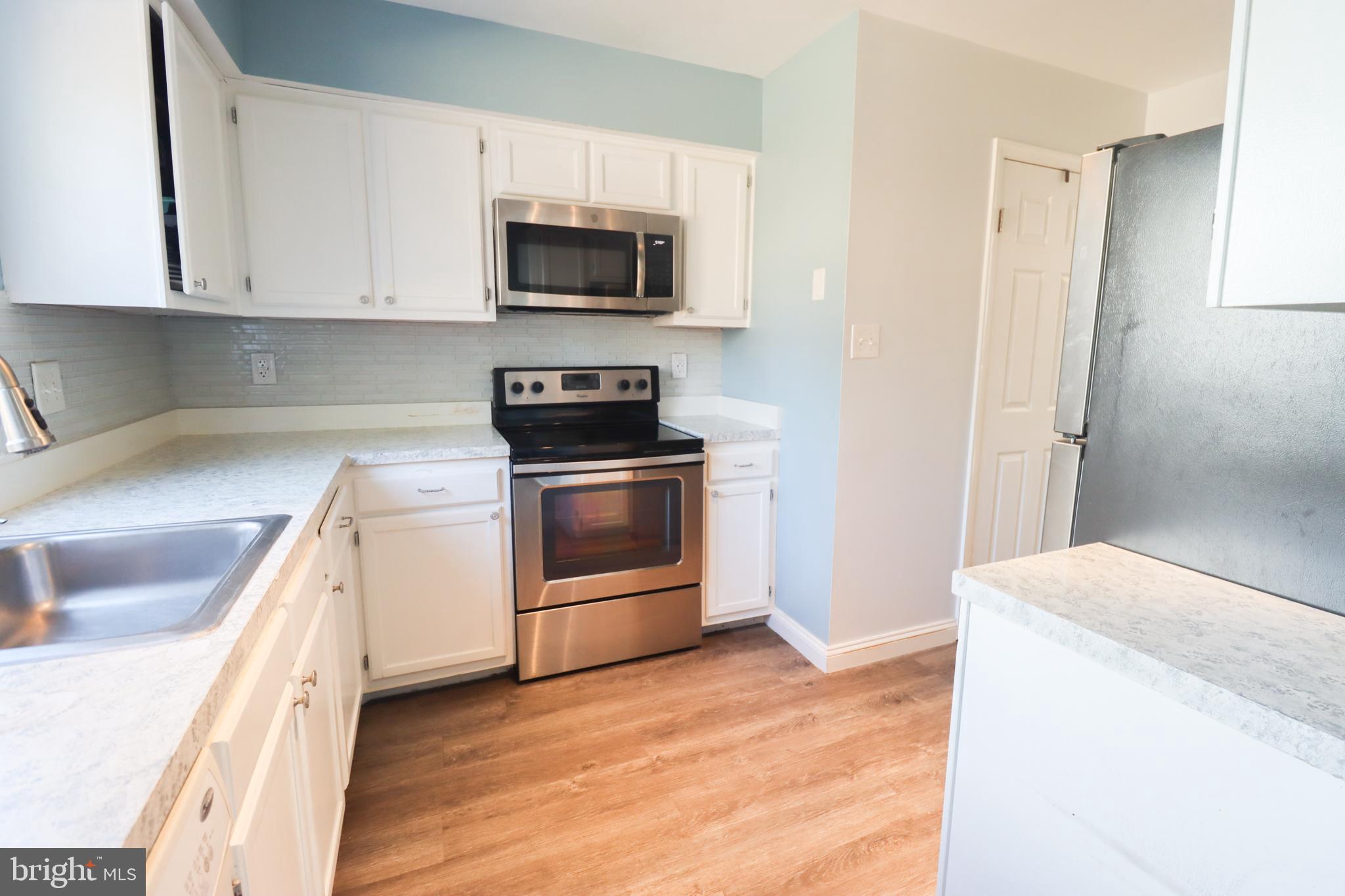 CLOVERLEAF TOWNHOUSES - Residential