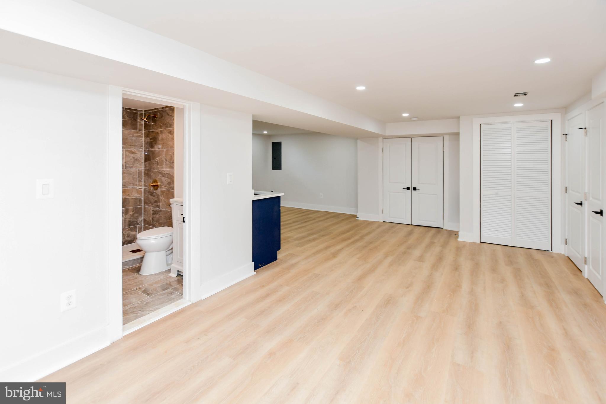 BIRCHWOOD CITY - Residential
