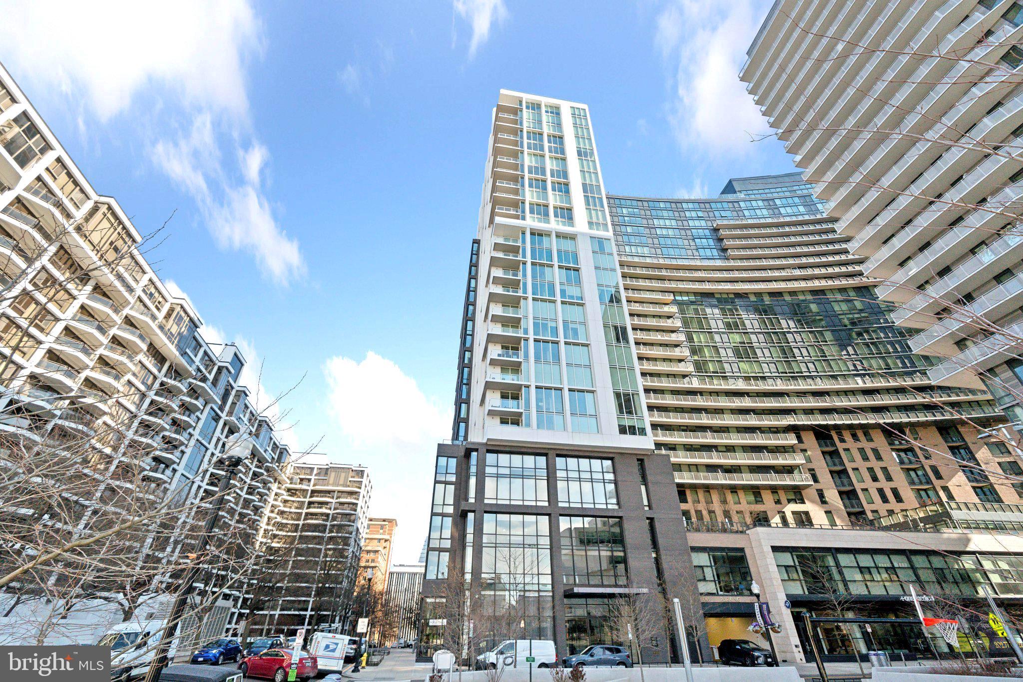 ROSSLYN - Residential