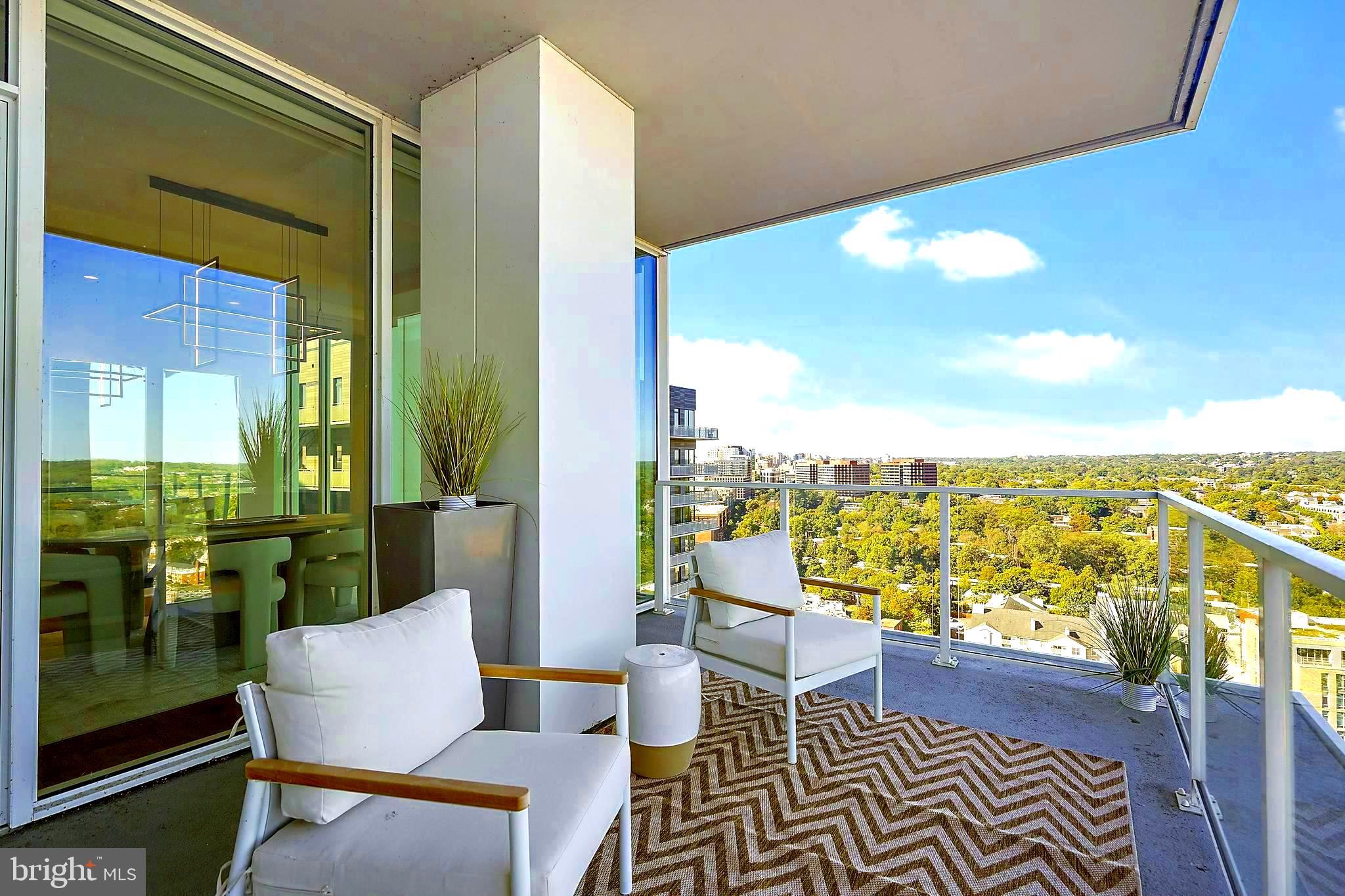 ROSSLYN - Residential