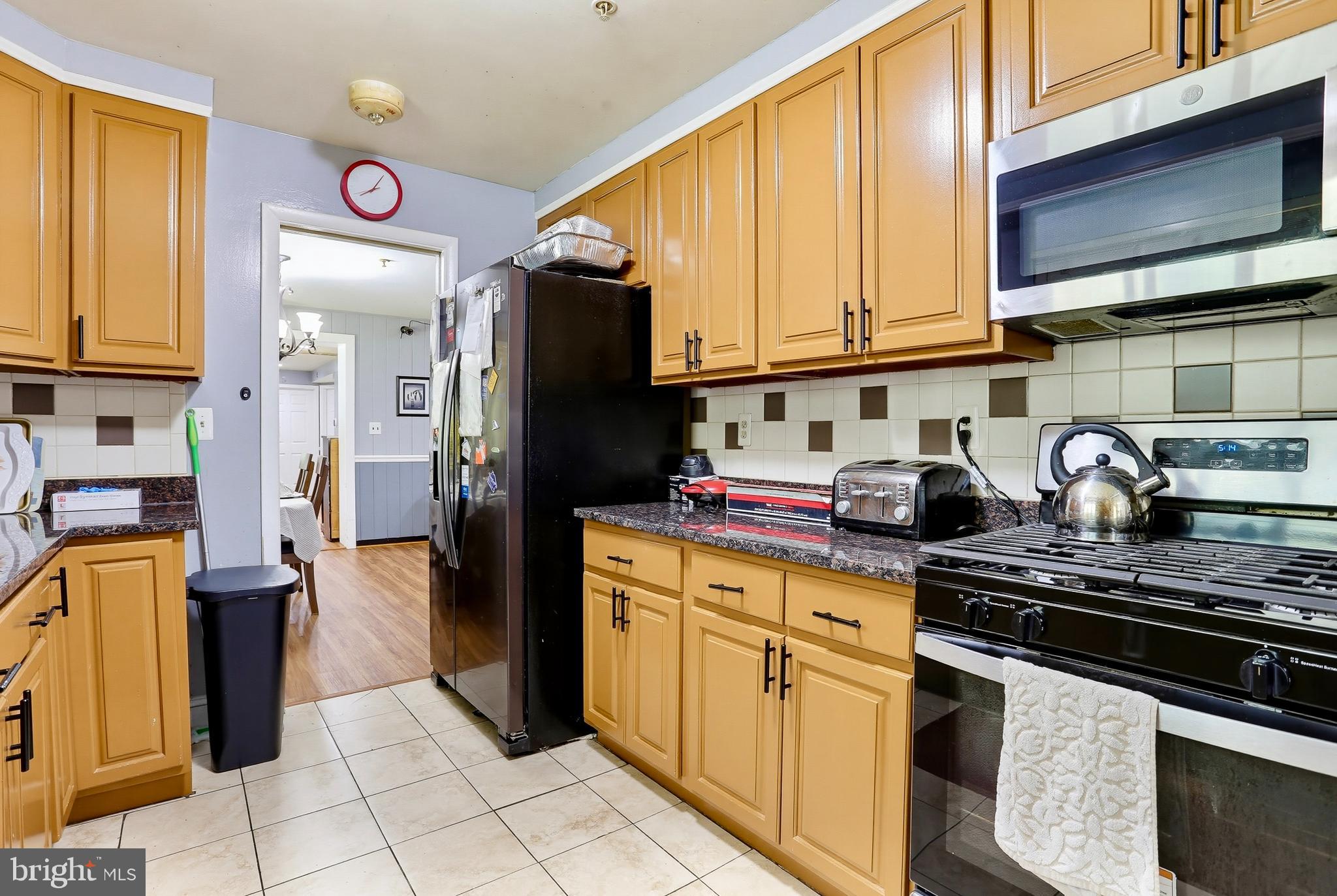 QUAINT ACRES - Commercial Sale
