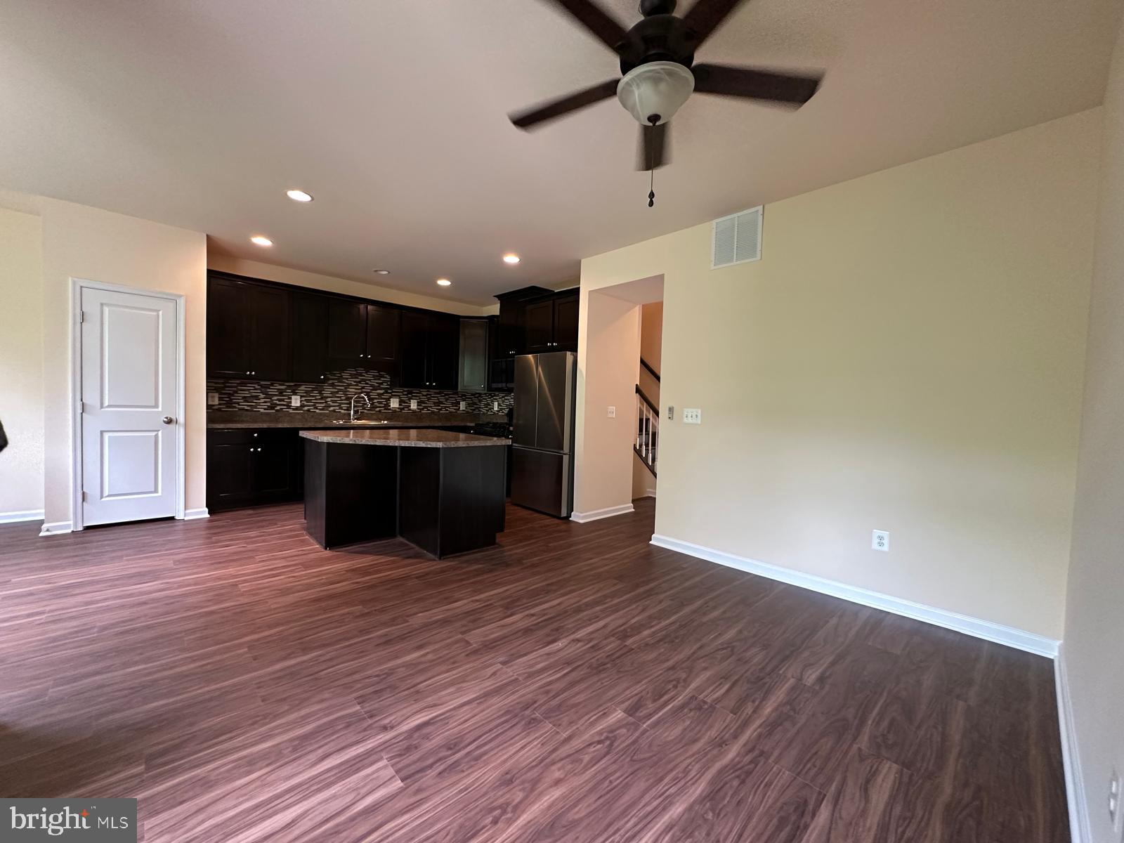 WOODSTREAM - Residential Lease