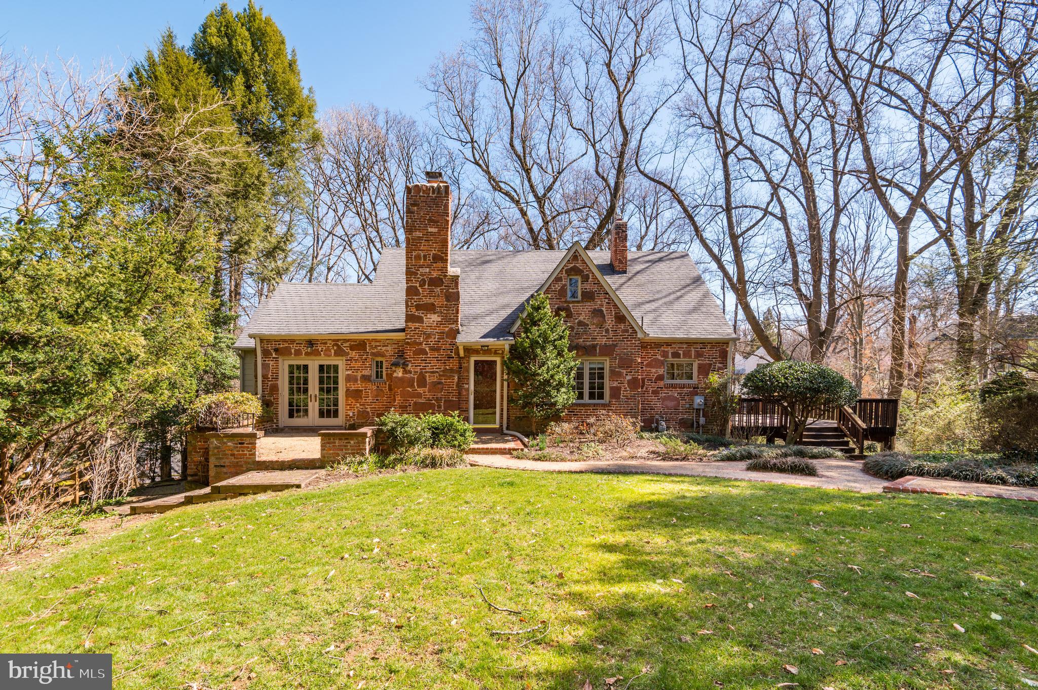 ARLINGWOOD - Residential