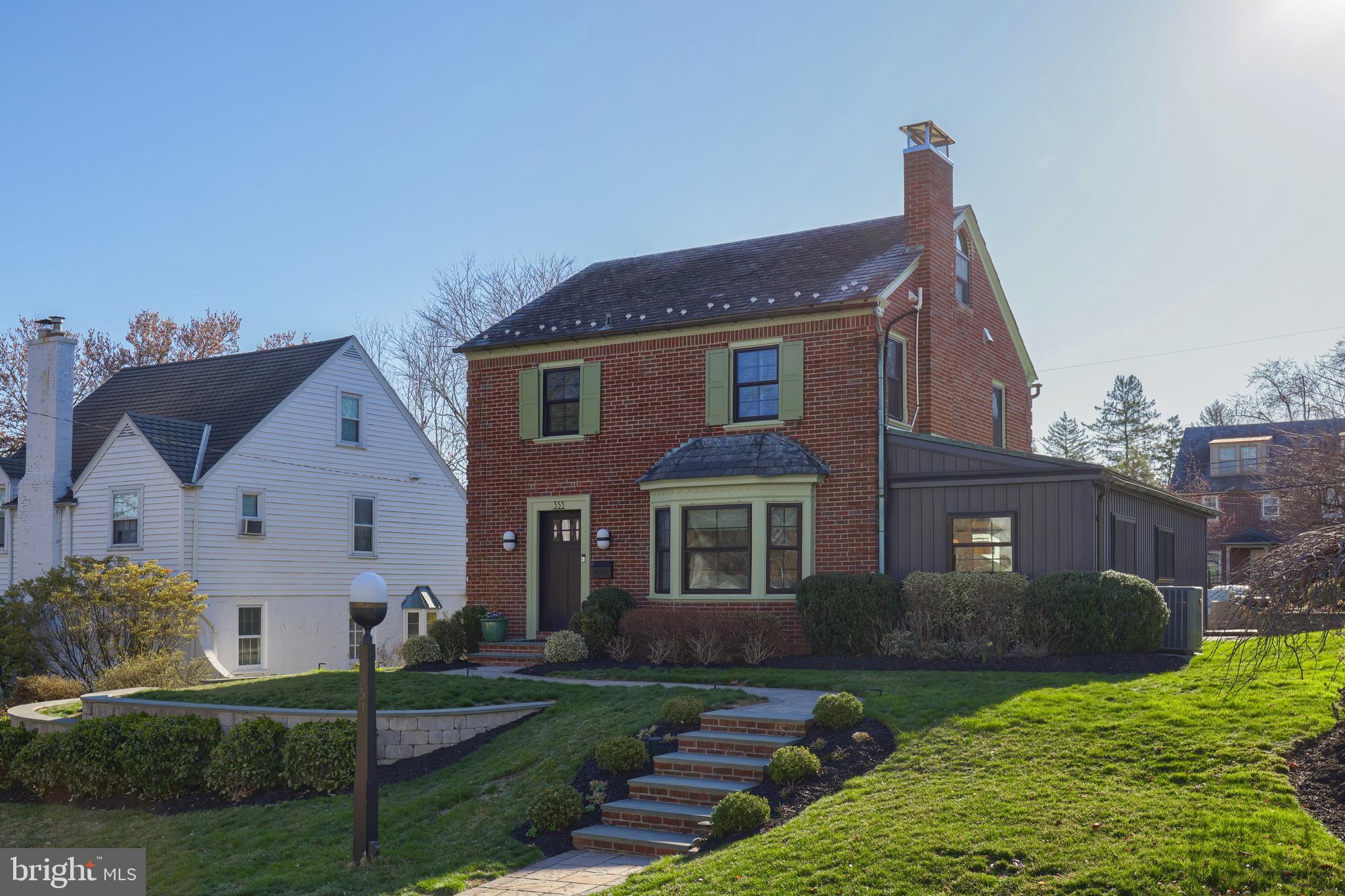HAMILTON PARK - Residential