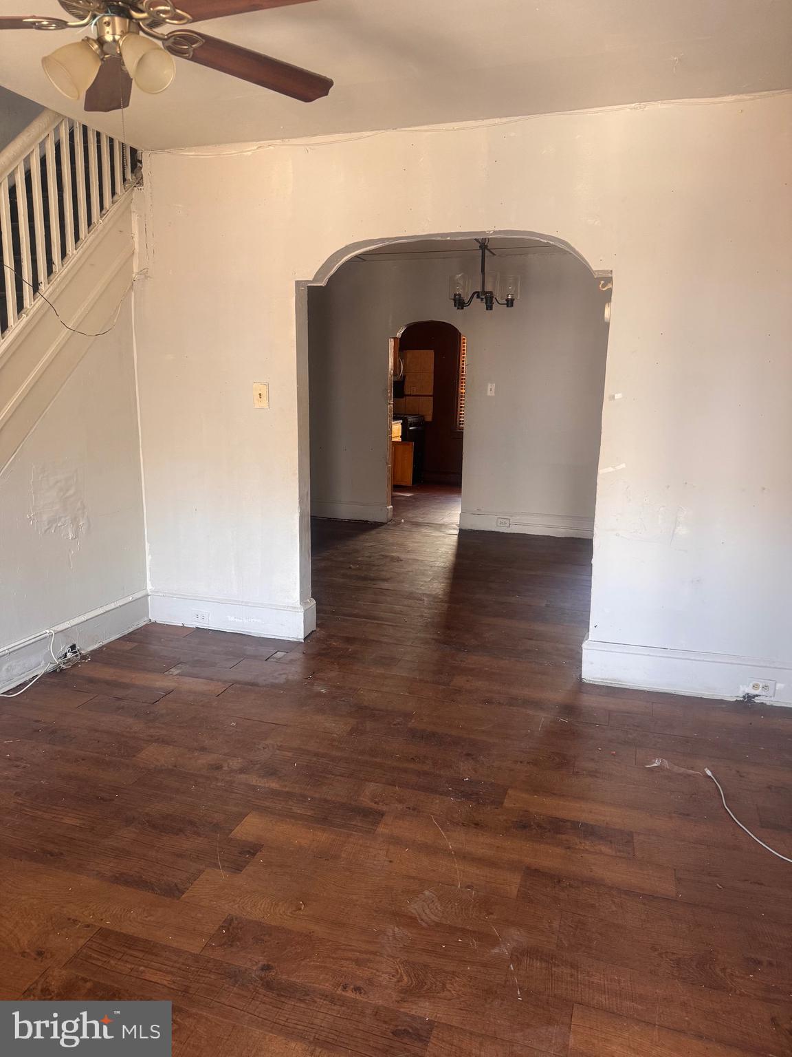 OXFORD CIRCLE - Residential