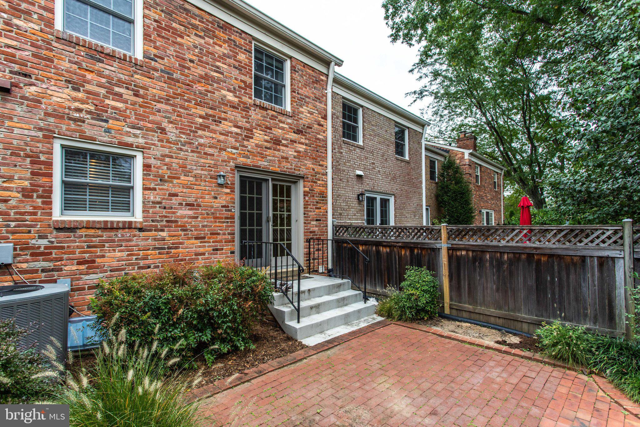STONELEIGH - Residential