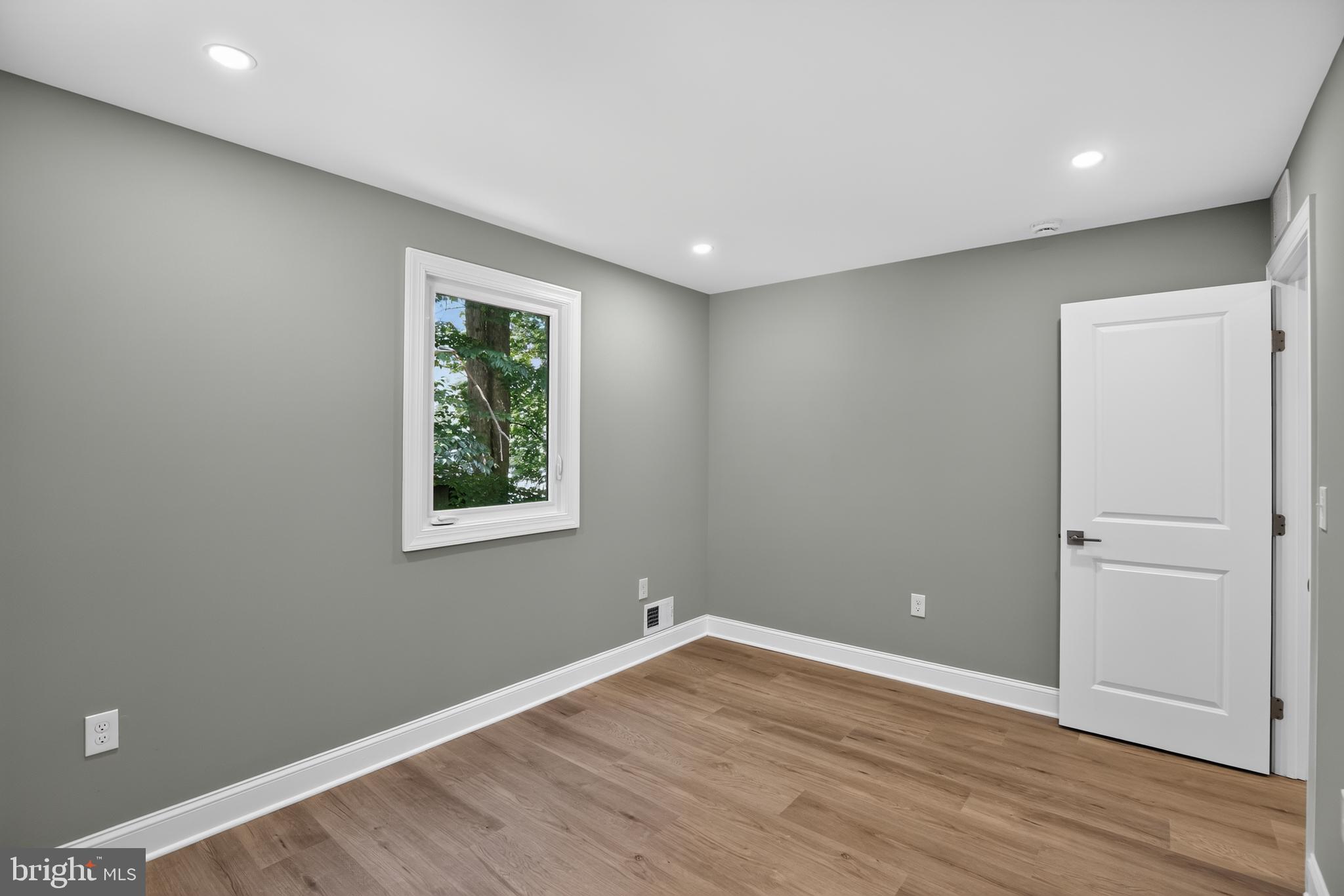 STEVENS FOREST - Residential