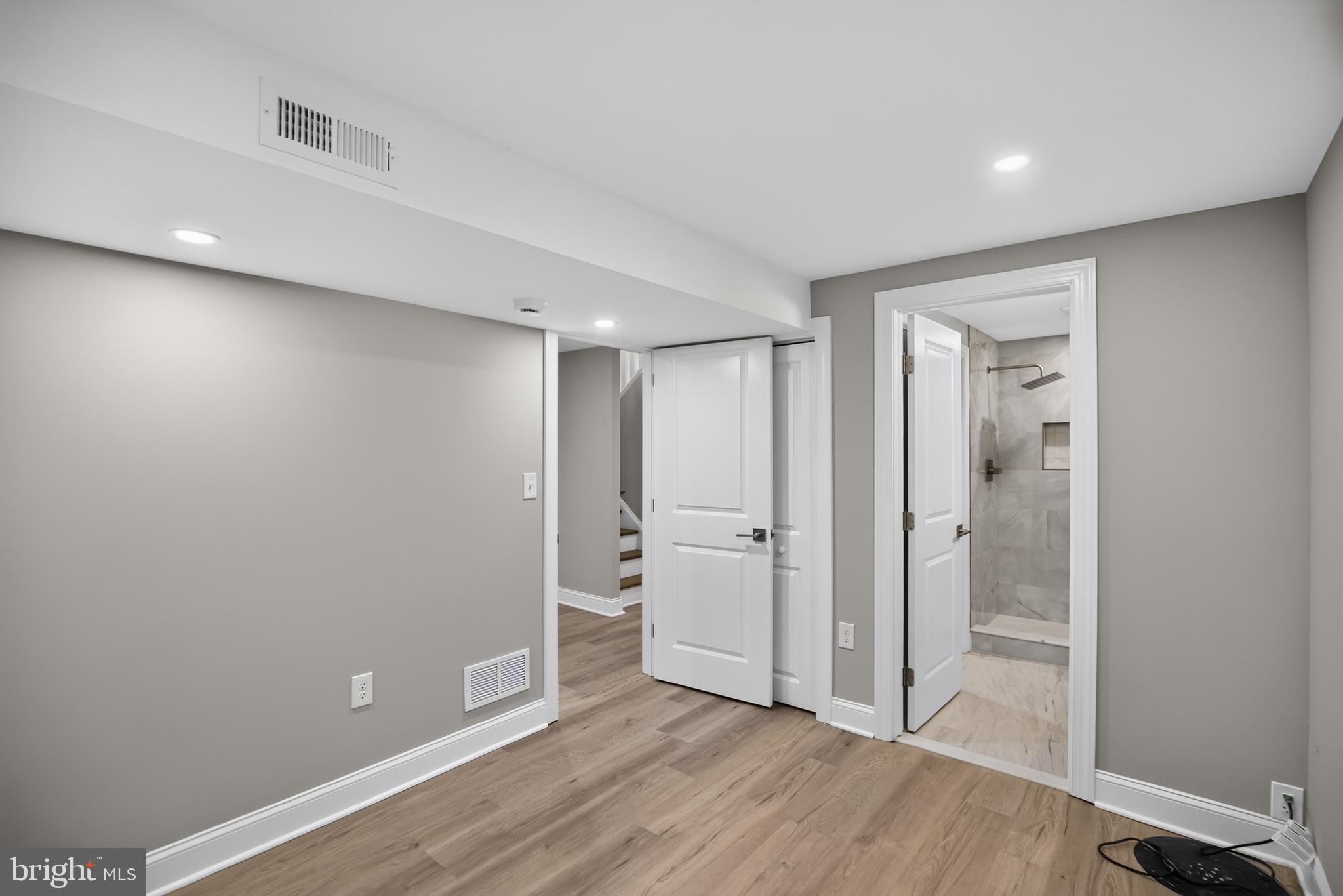 STEVENS FOREST - Residential