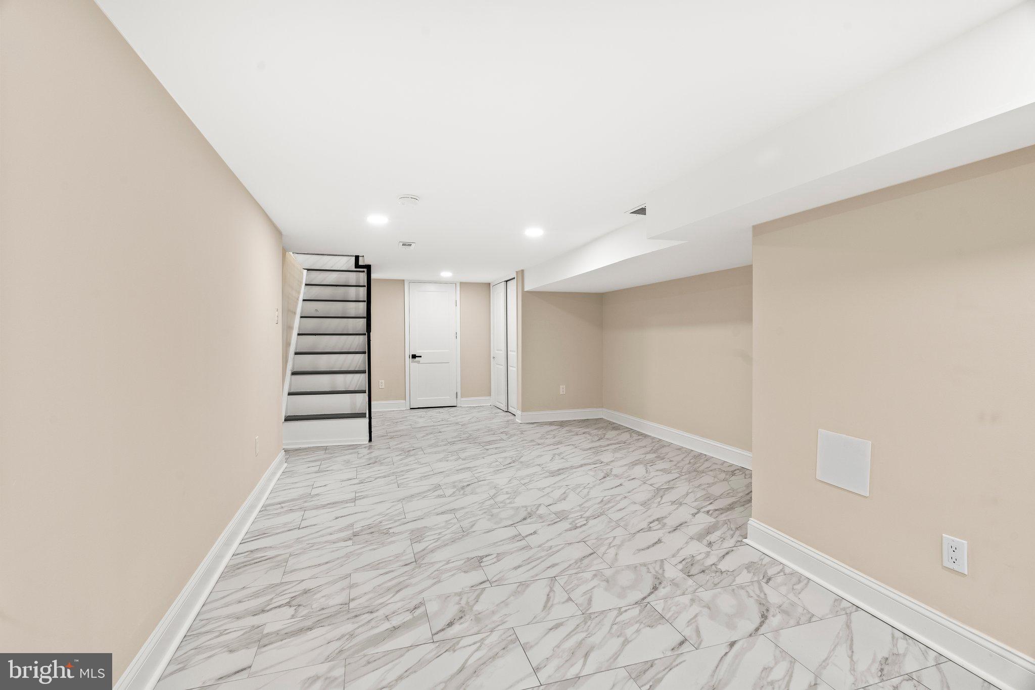 COBBS CREEK - Residential