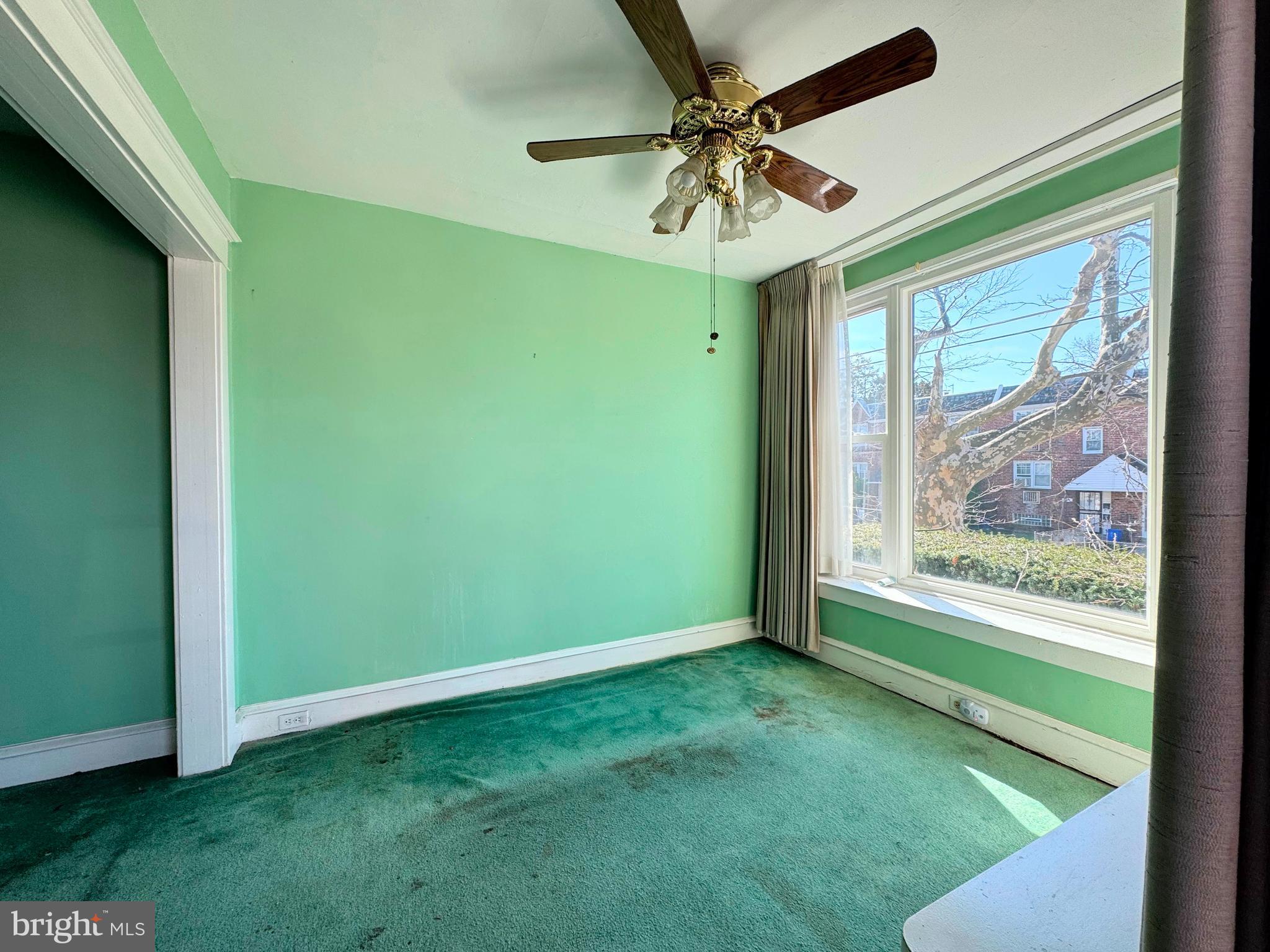 WEST OAK LANE - Residential