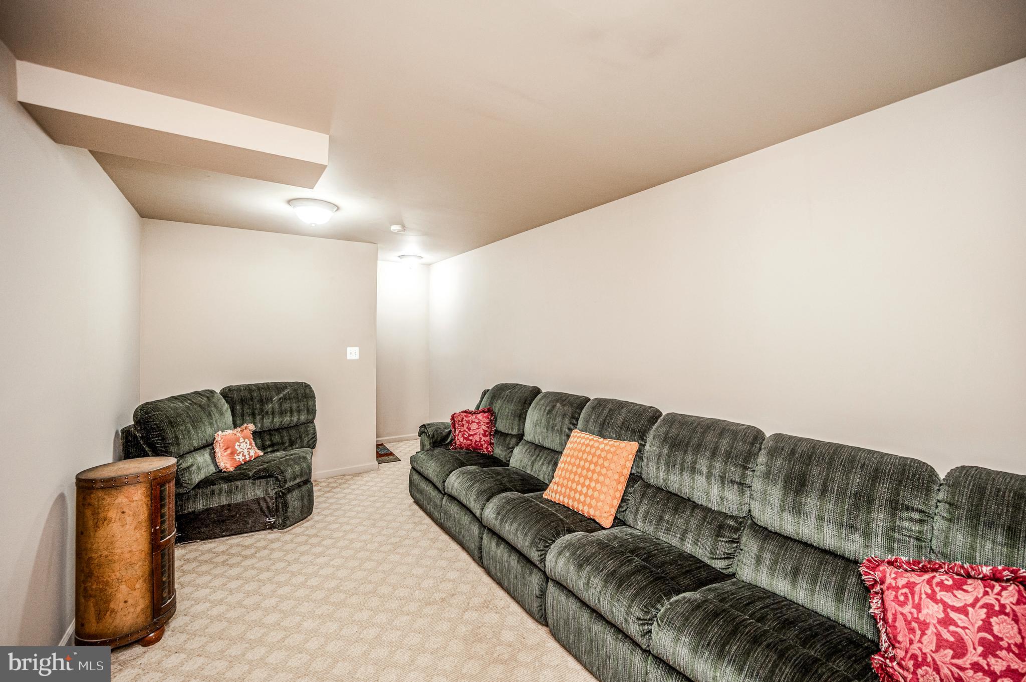 OAK HILL - Residential