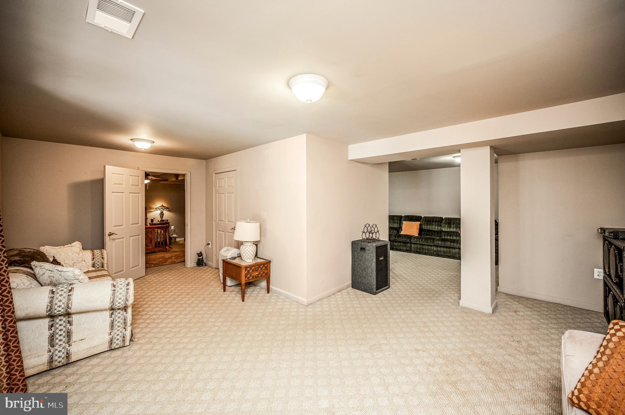 OAK HILL - Residential