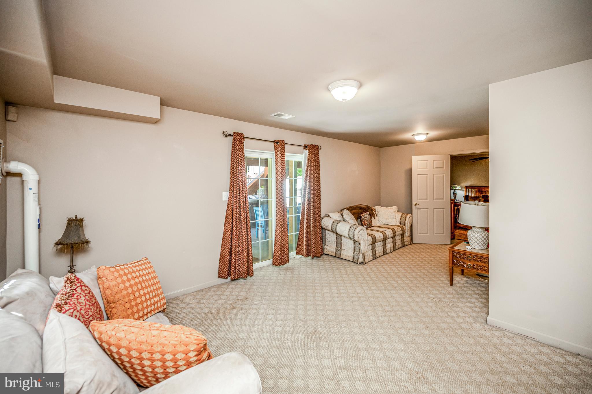 OAK HILL - Residential