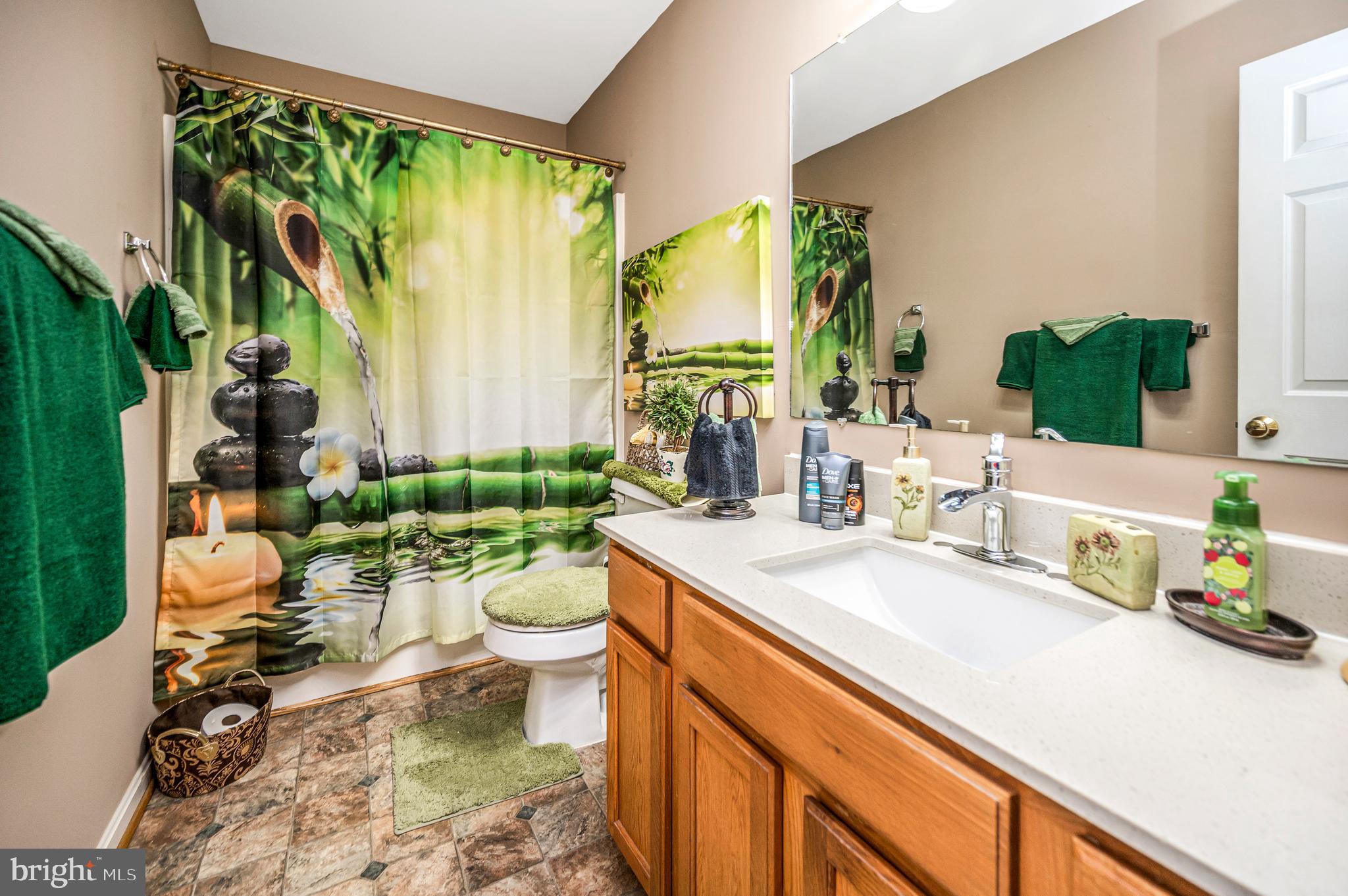 OAK HILL - Residential