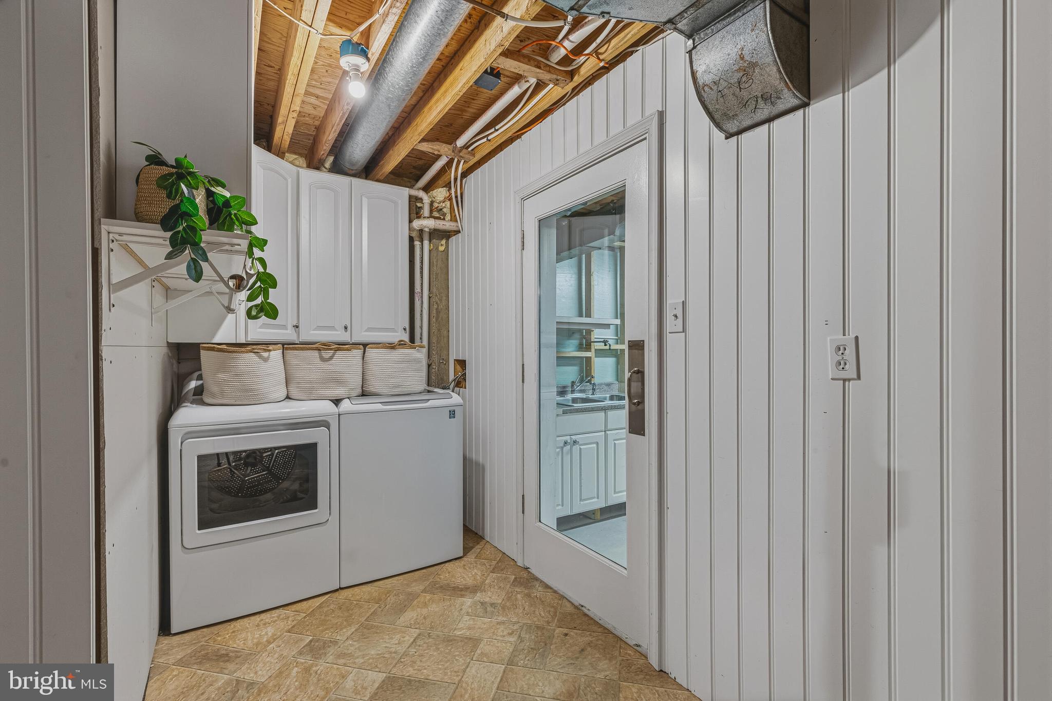 FRANKLIN GLEN - Residential