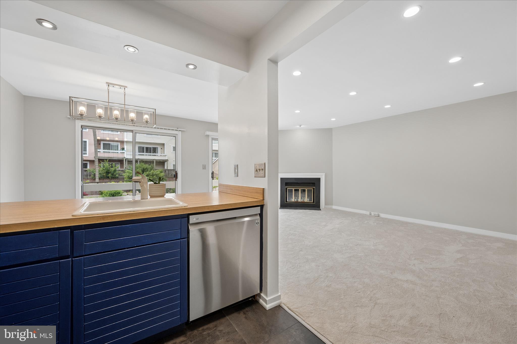 DOCKSIDE - Residential