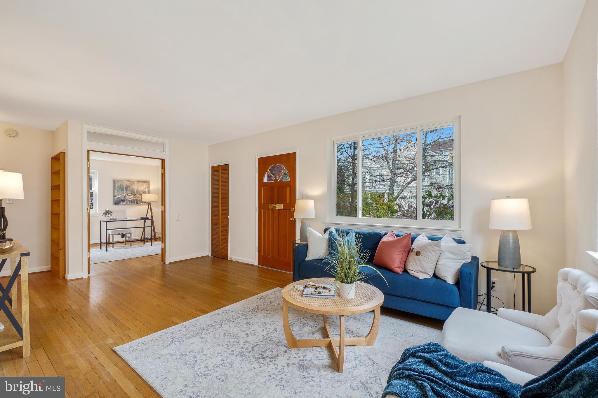 AYRLAWN - Residential