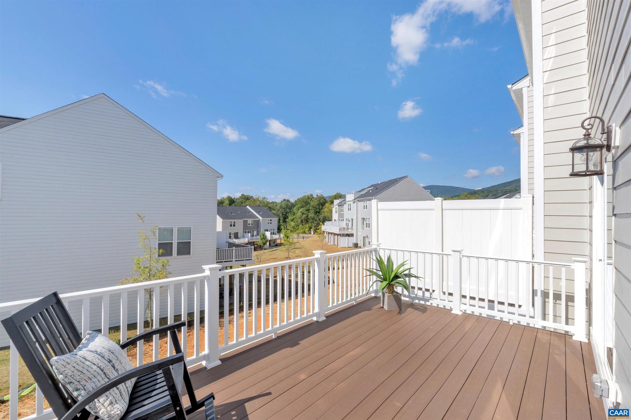 PLEASANT GREEN - Residential