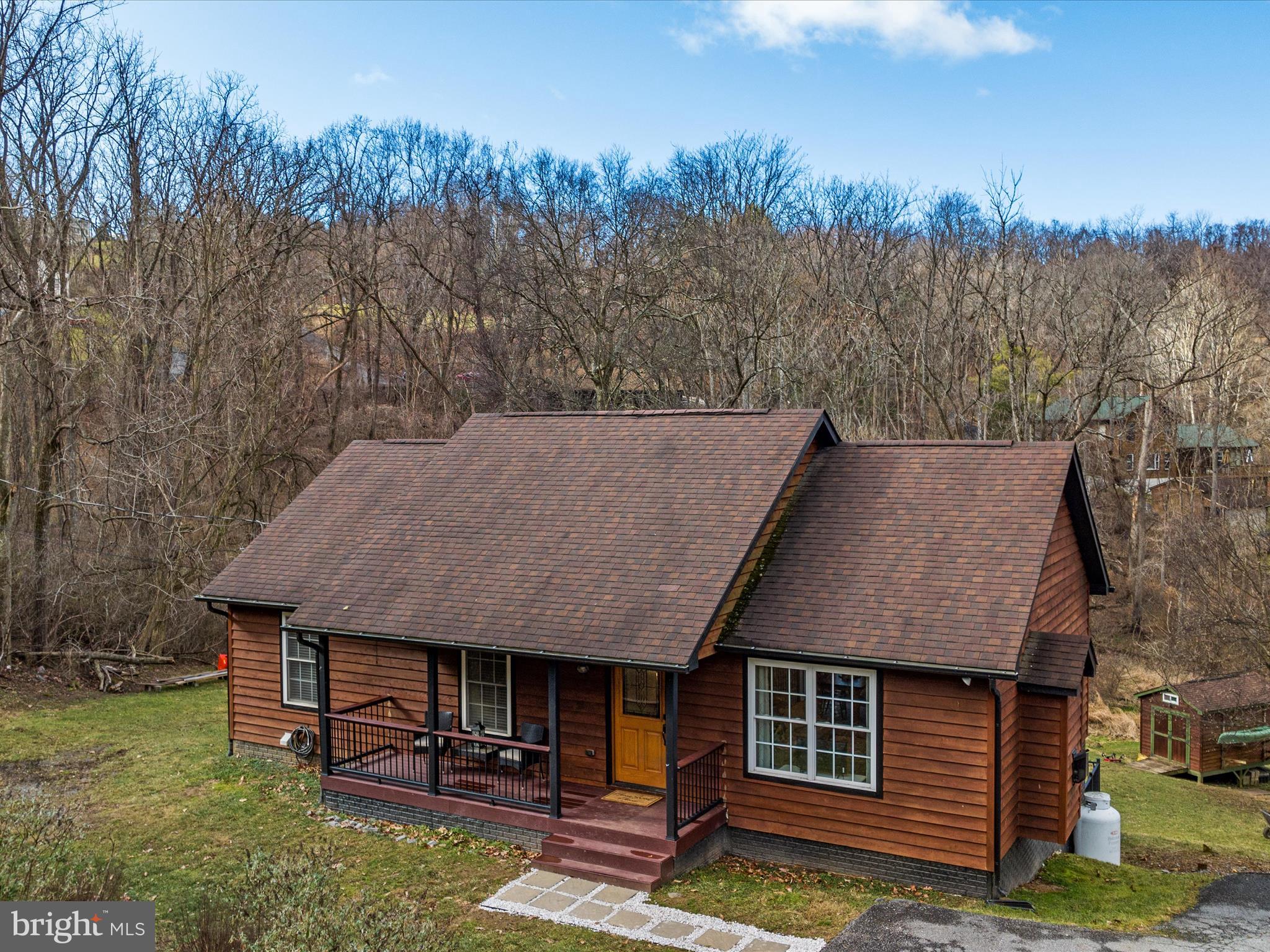 APPLE MT LAKE - Residential