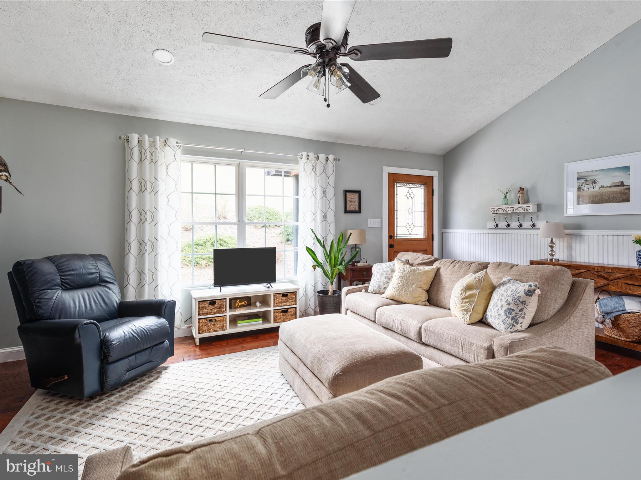APPLE MT LAKE - Residential