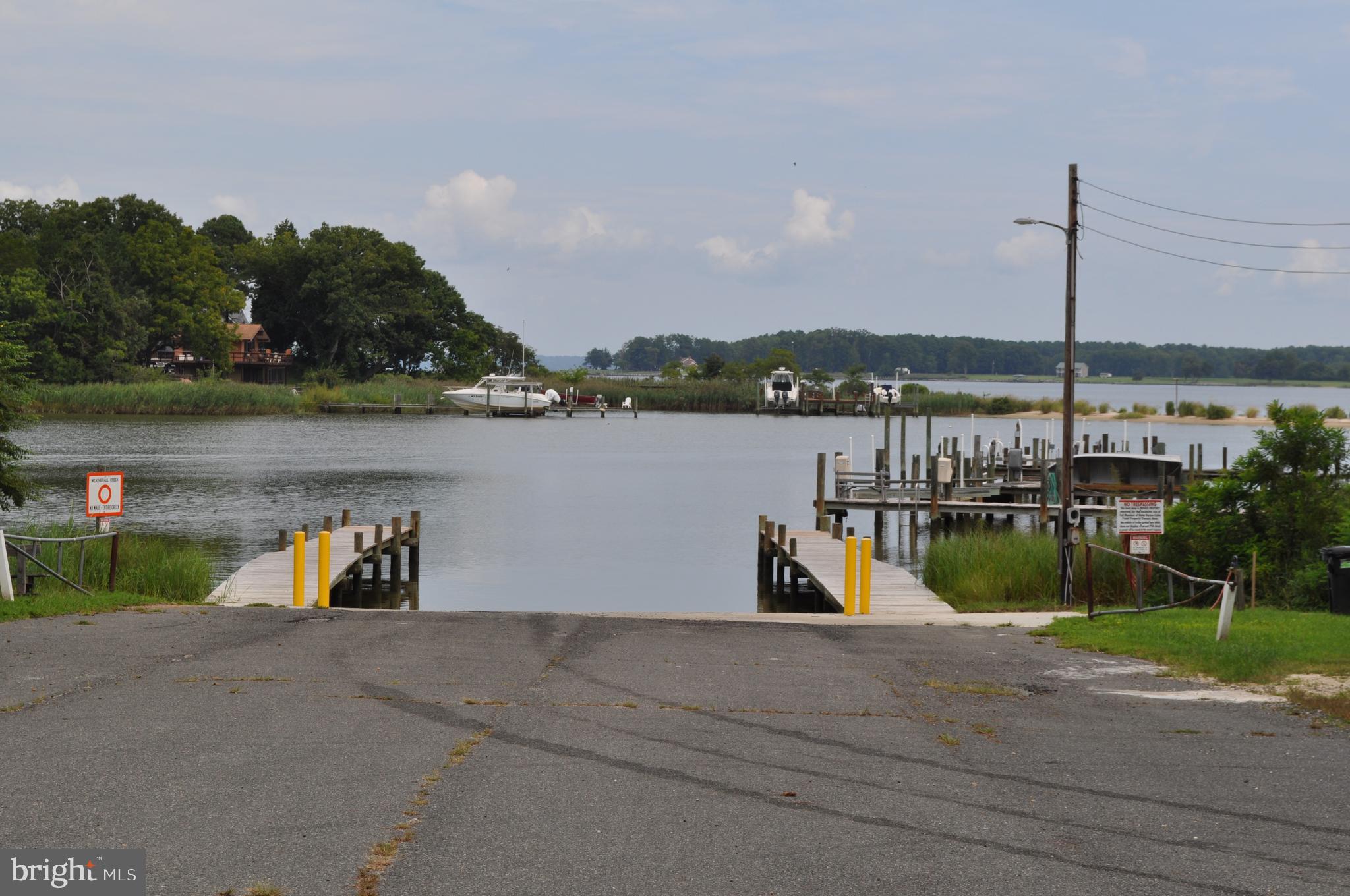 CABIN POINT / GLEBE HARBOR - Residential