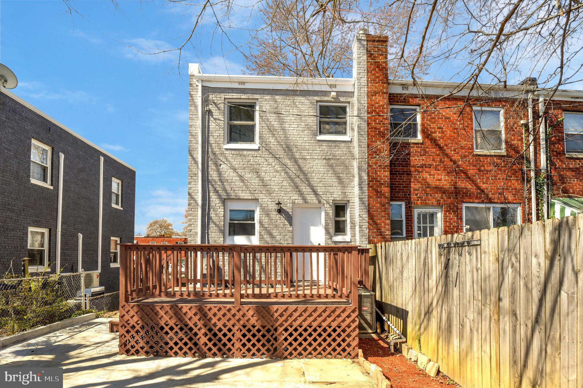OLD TOWN SOUTH - Residential