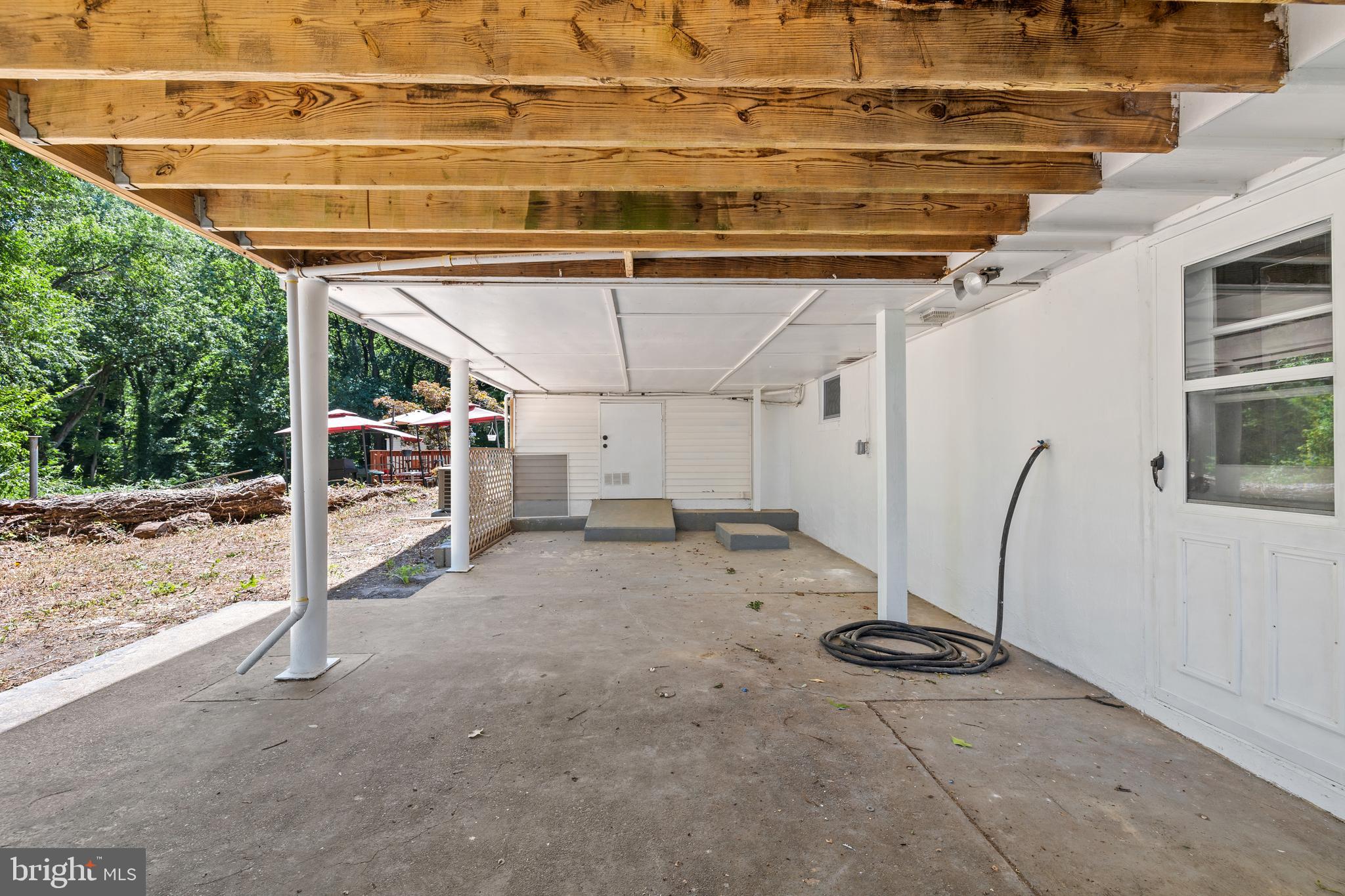 FOREST KNOLLS - Residential