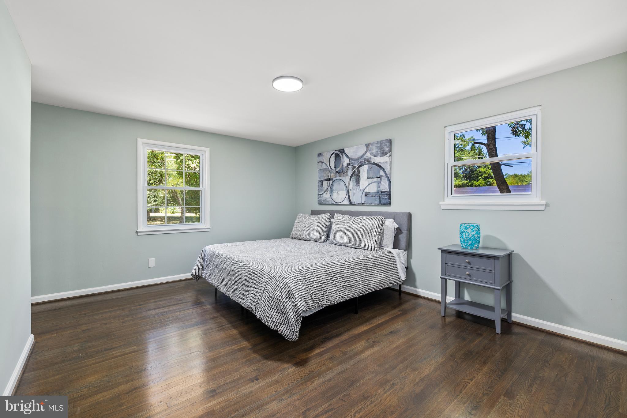 FOREST KNOLLS - Residential