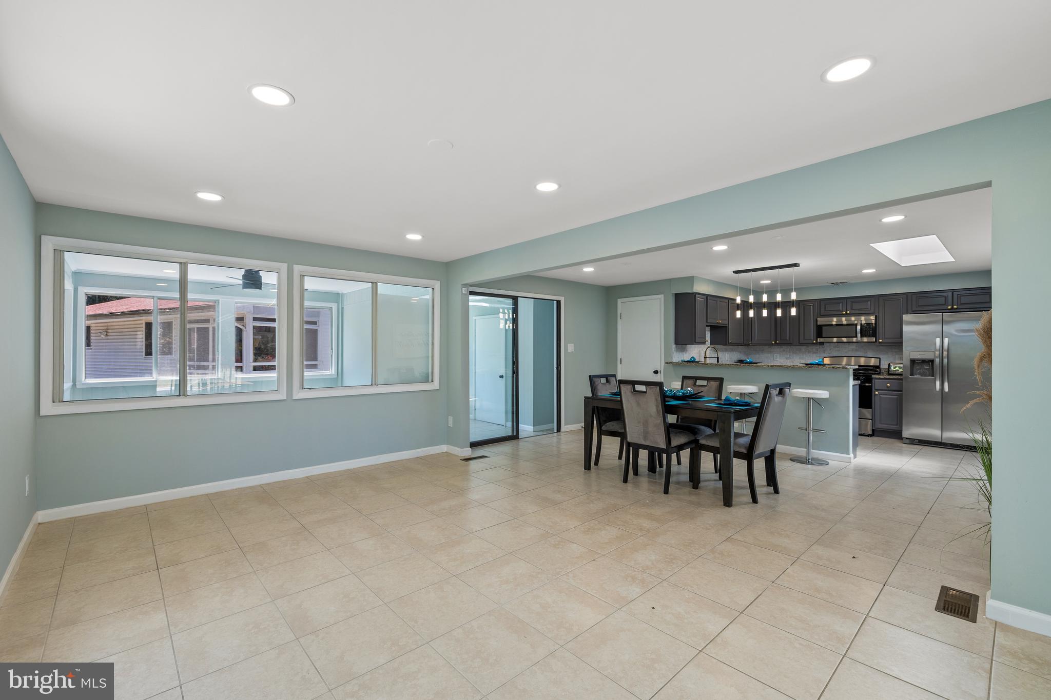 FOREST KNOLLS - Residential