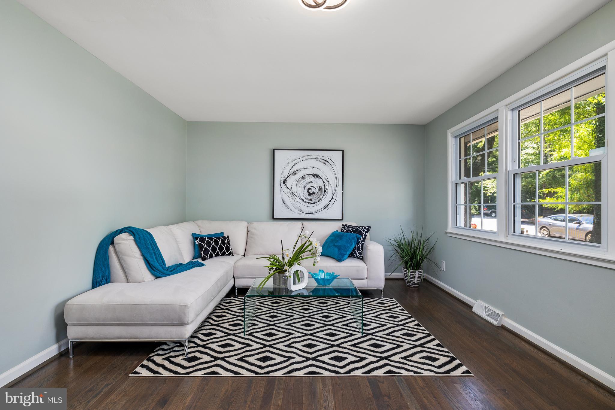 FOREST KNOLLS - Residential