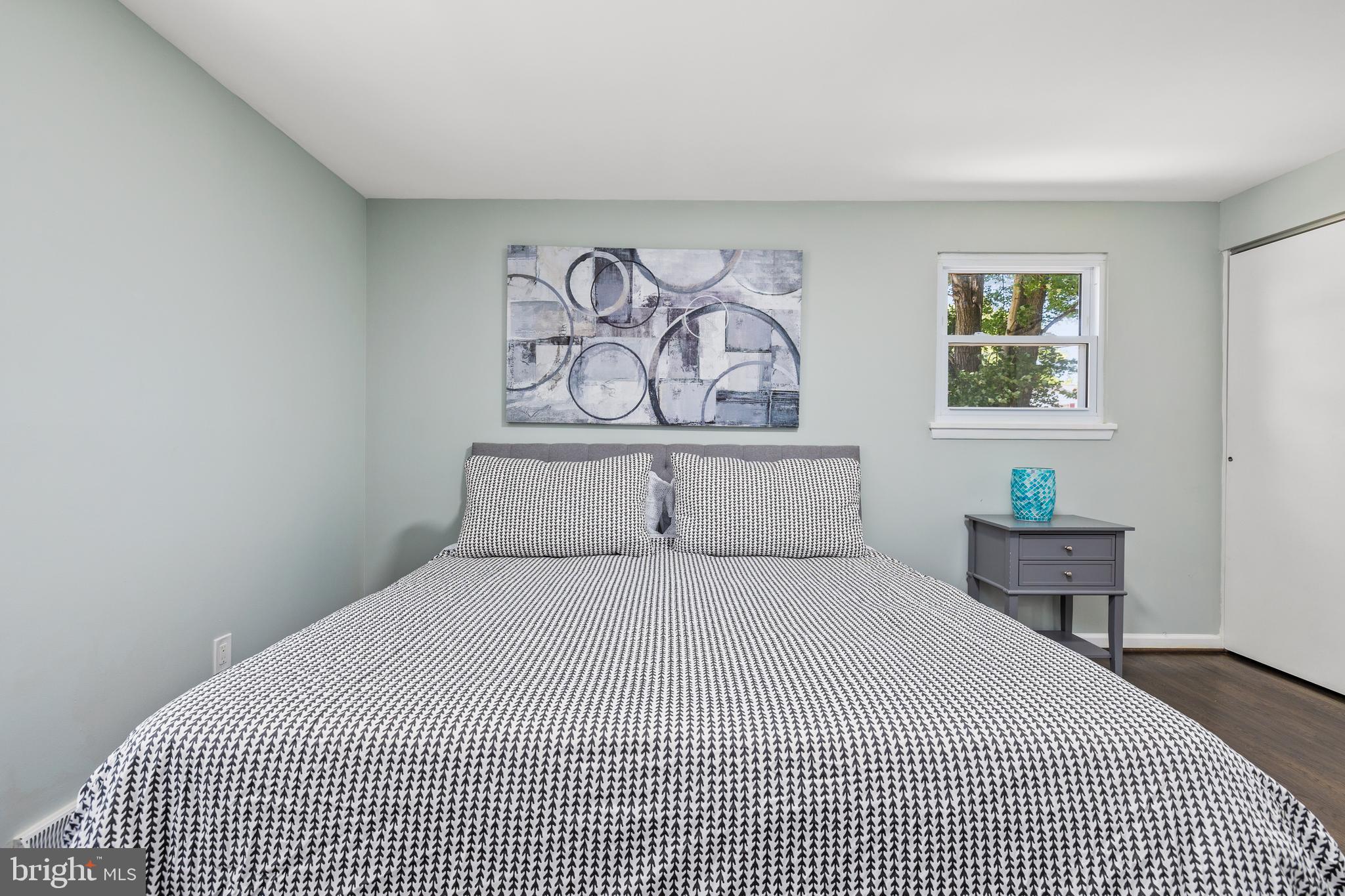 FOREST KNOLLS - Residential