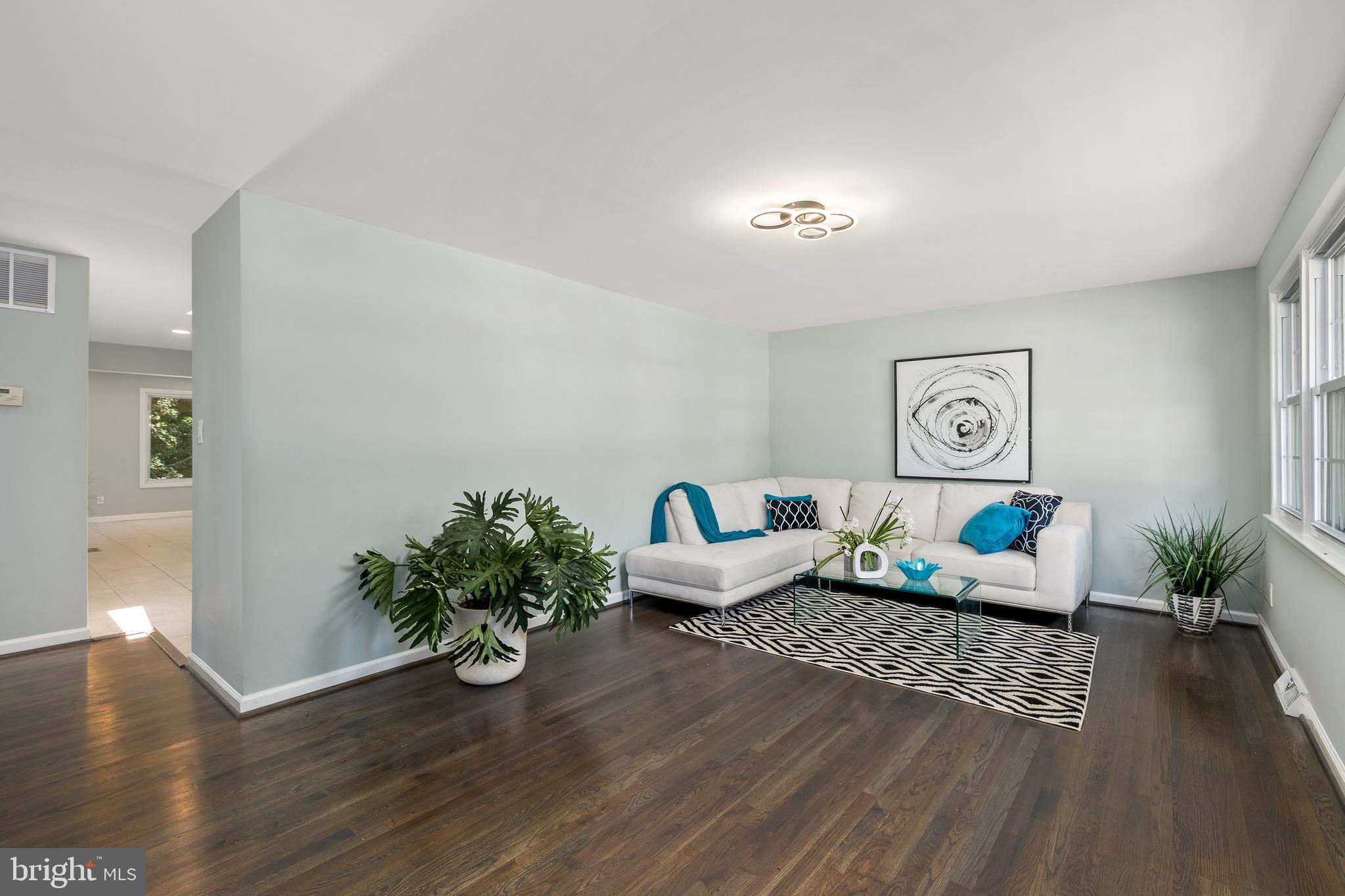 FOREST KNOLLS - Residential