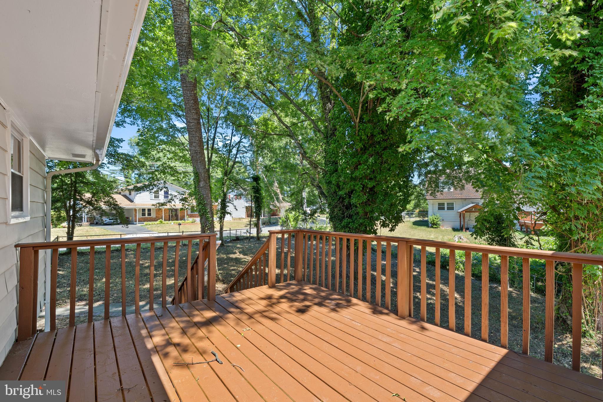 FOREST KNOLLS - Residential