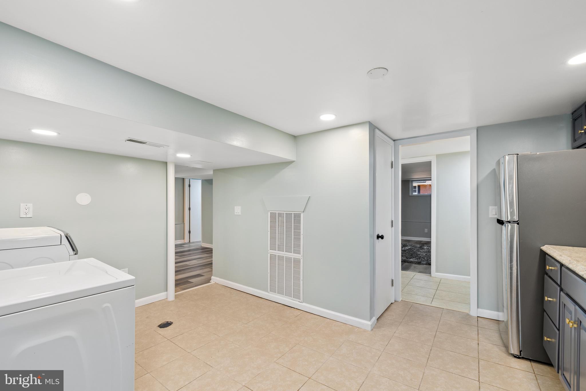 FOREST KNOLLS - Residential