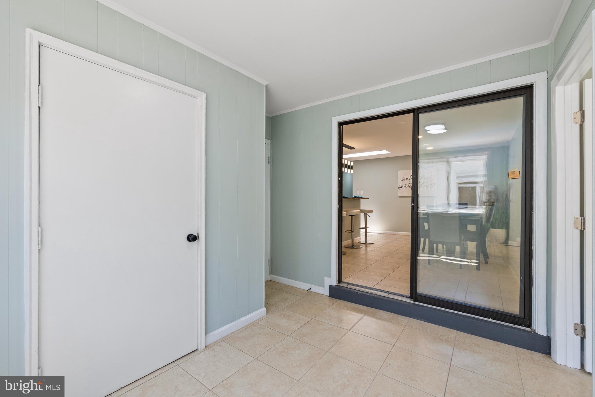 FOREST KNOLLS - Residential