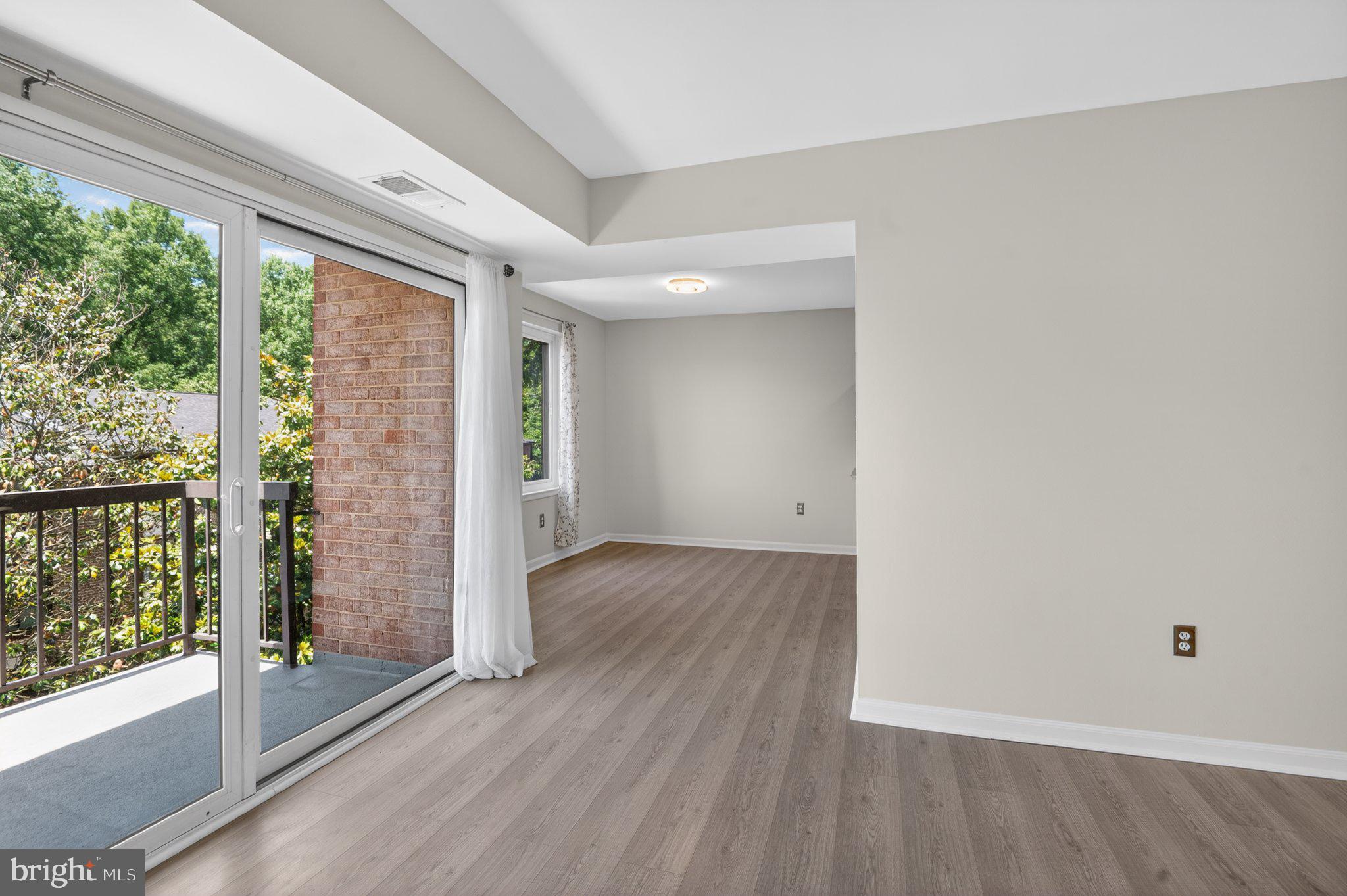 HAWTHORNE VILLAGE - Residential