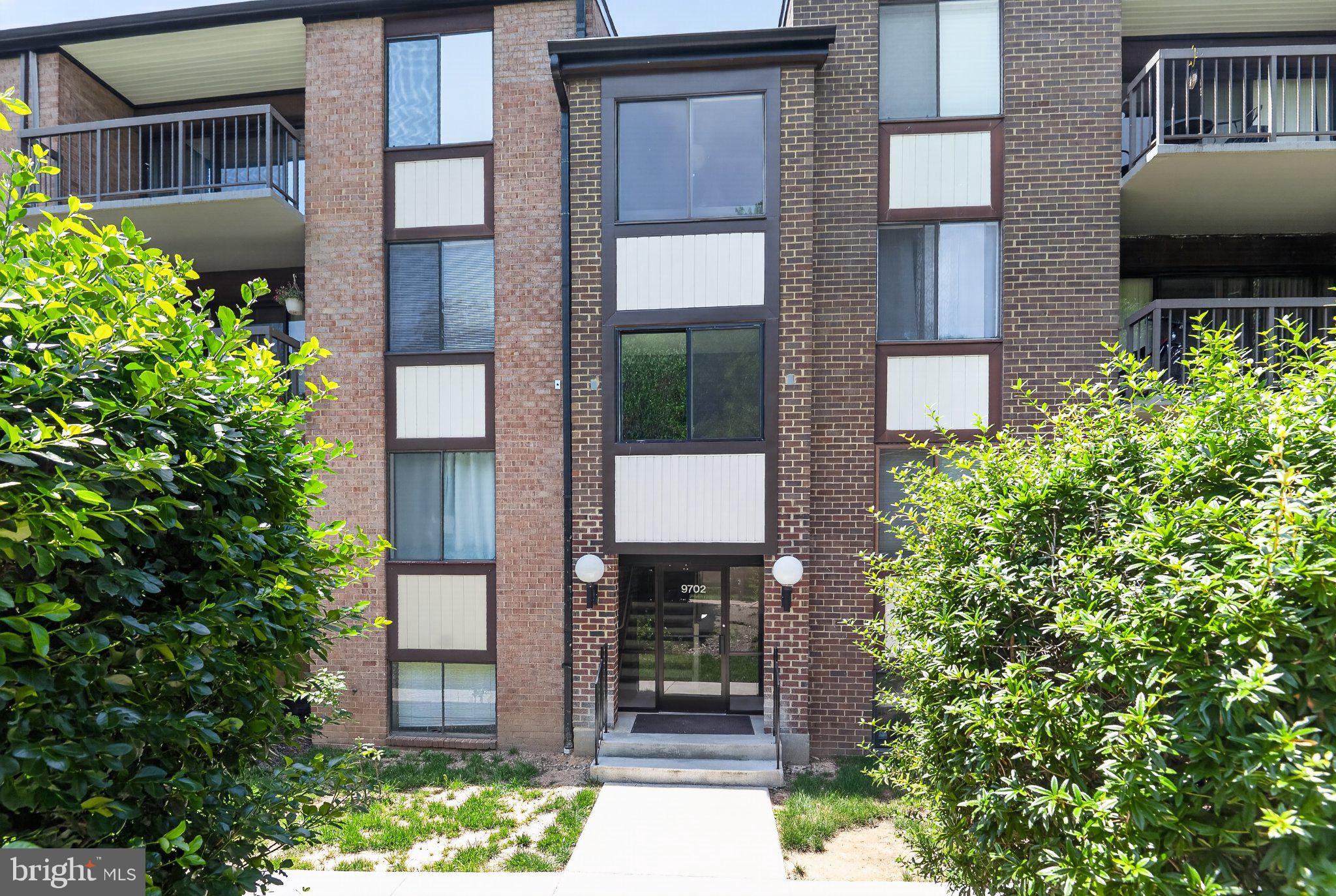 HAWTHORNE VILLAGE - Residential